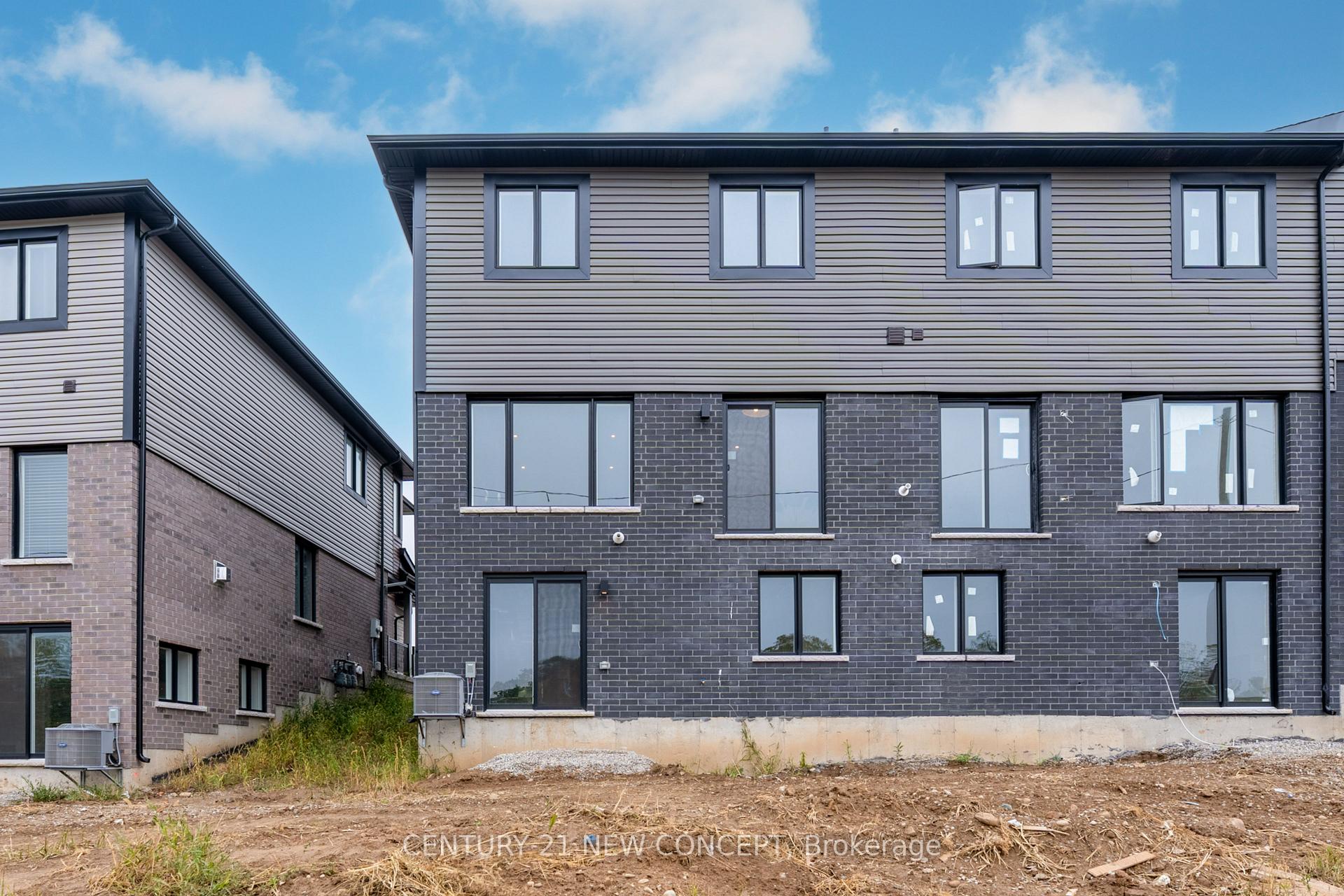 Photo 63 of 78 Gort Avenue, Brant, Paris — HOMEH