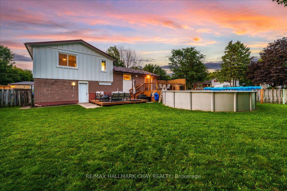 Photo 3 of 12 Larkdale Crescent, Essa, Angus — HOMEH