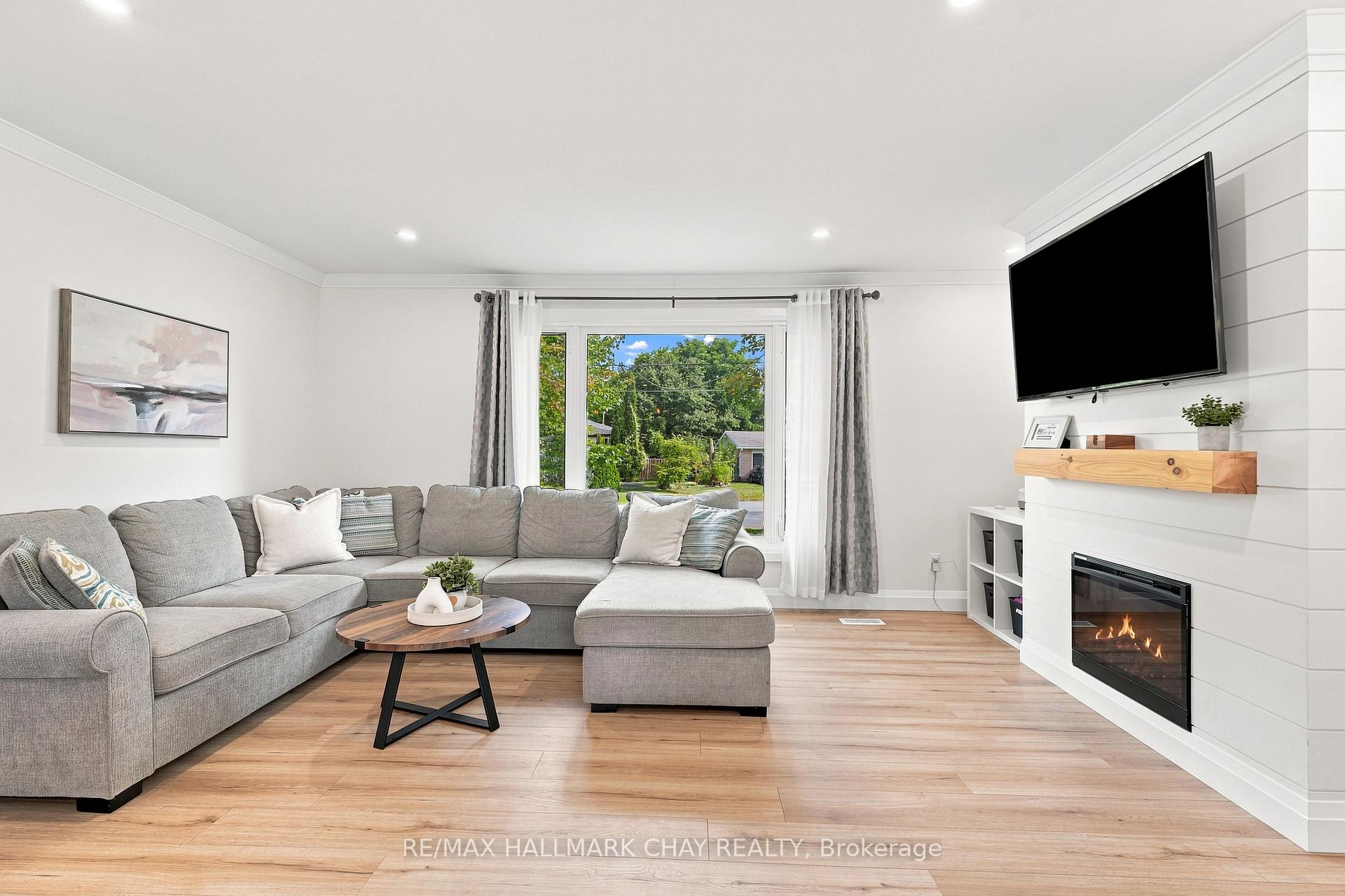 Photo 9 of 12 Larkdale Crescent, Essa, Angus — HOMEH