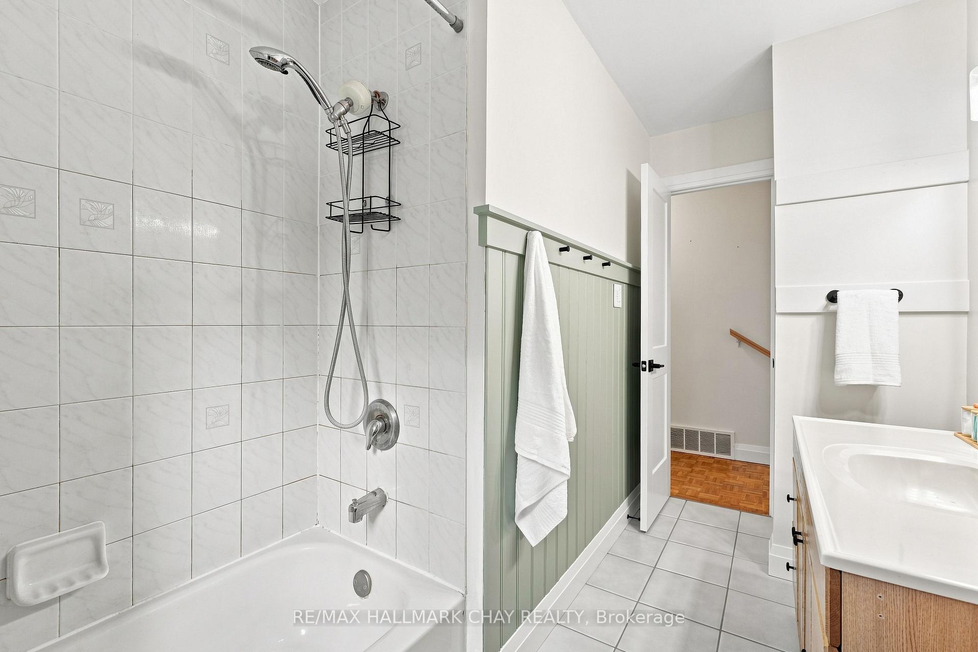 Photo 15 of 12 Larkdale Crescent, Essa, Angus — HOMEH