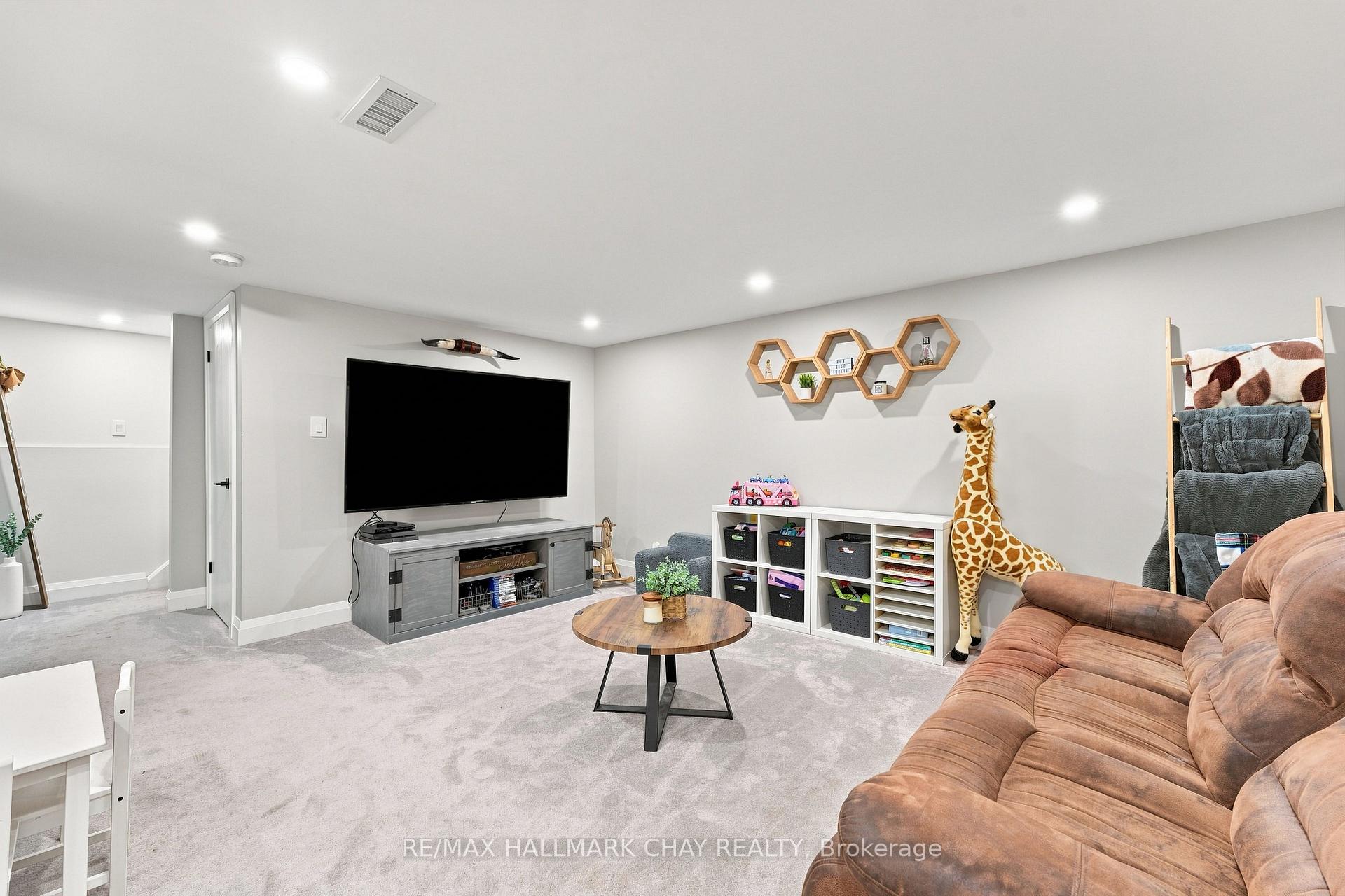 Photo 19 of 12 Larkdale Crescent, Essa, Angus — HOMEH