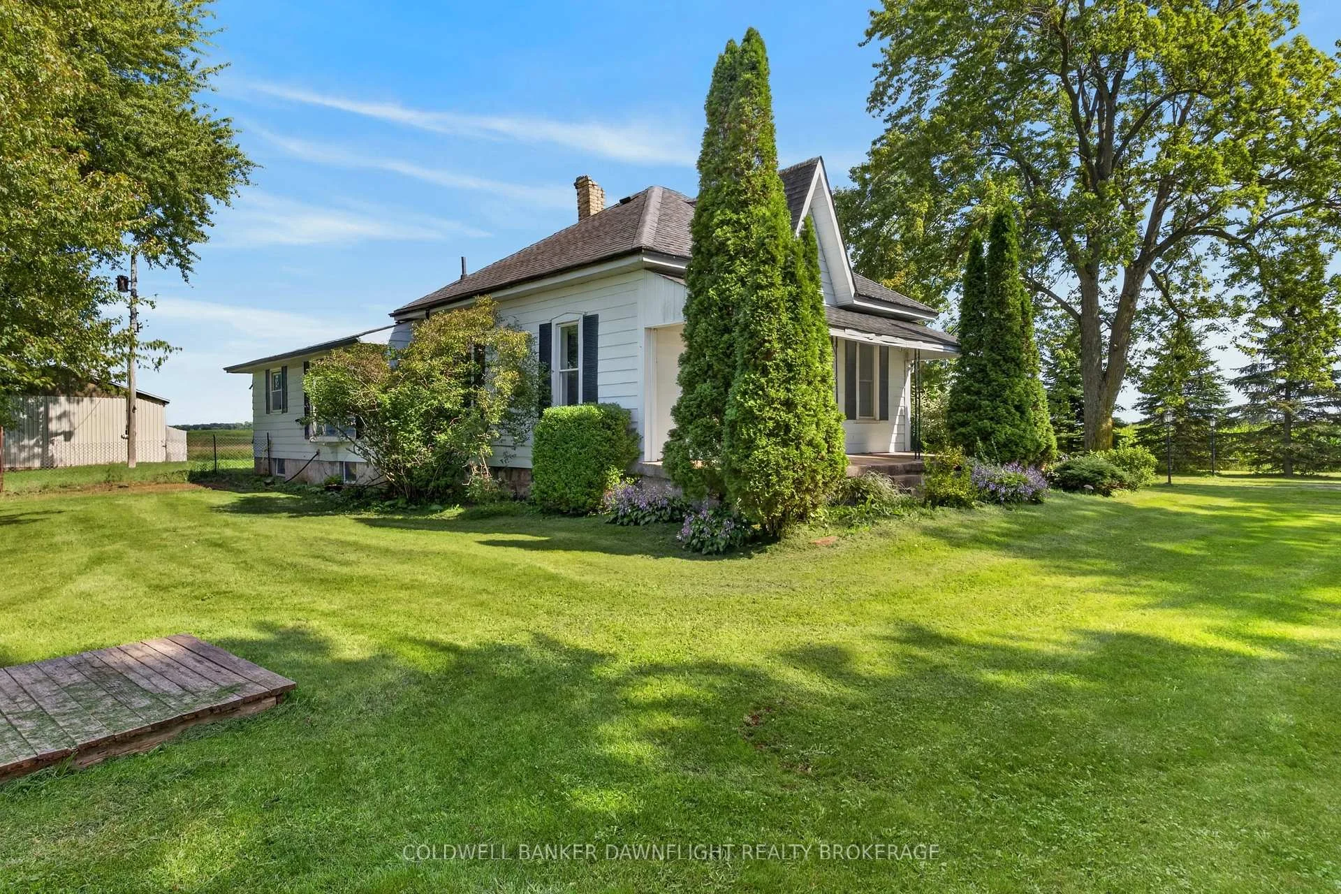 Photo 9 of 23712 Adelaide Street N, Middlesex Centre, Rural Middlesex Centre — HOMEH
