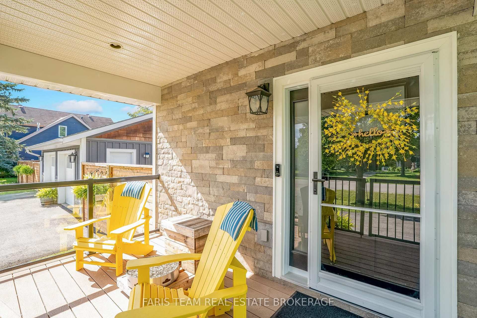 Photo 3 of 2 Agnes Street, Oro-Medonte, Moonstone — HOMEH