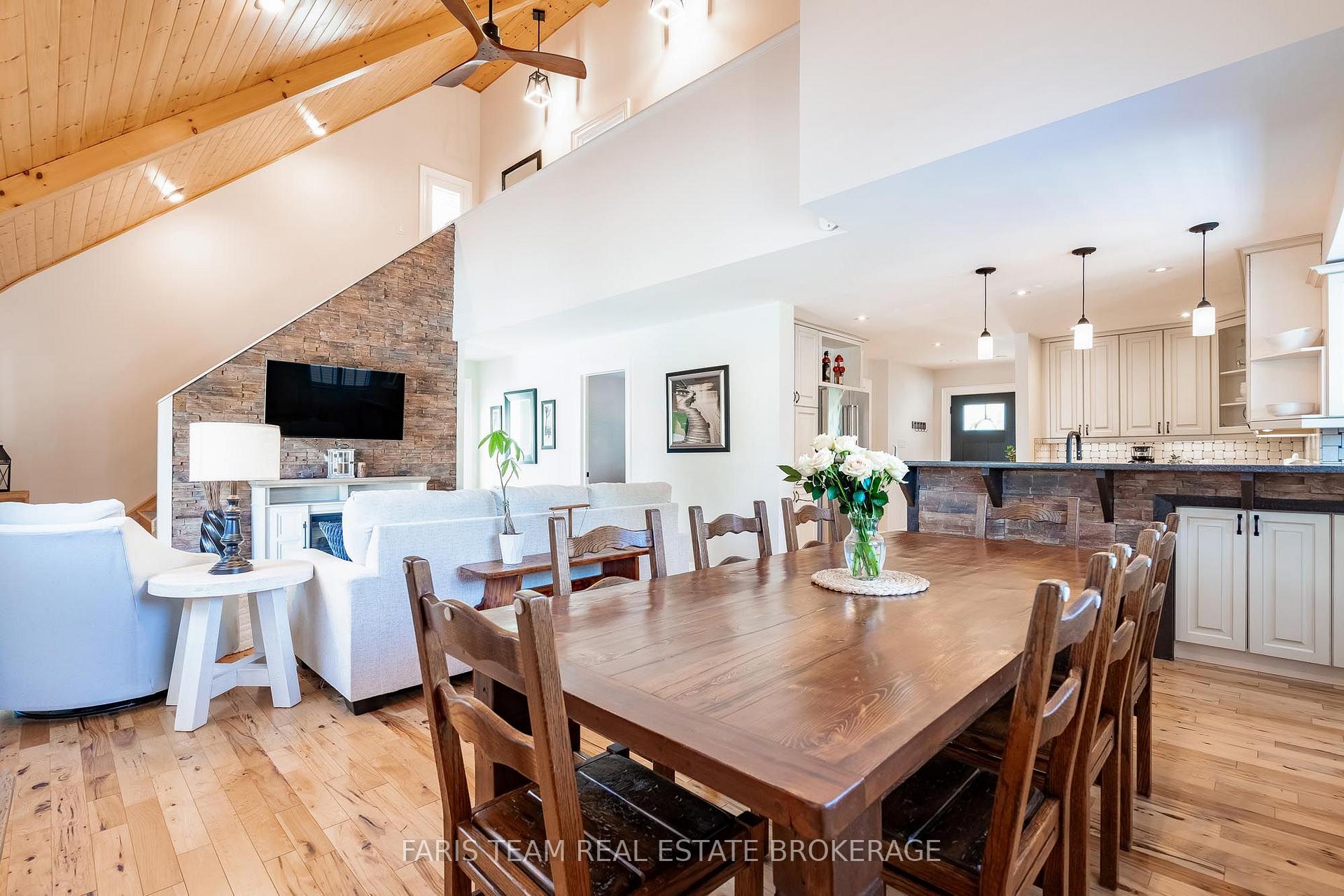Photo 11 of 2 Agnes Street, Oro-Medonte, Moonstone — HOMEH