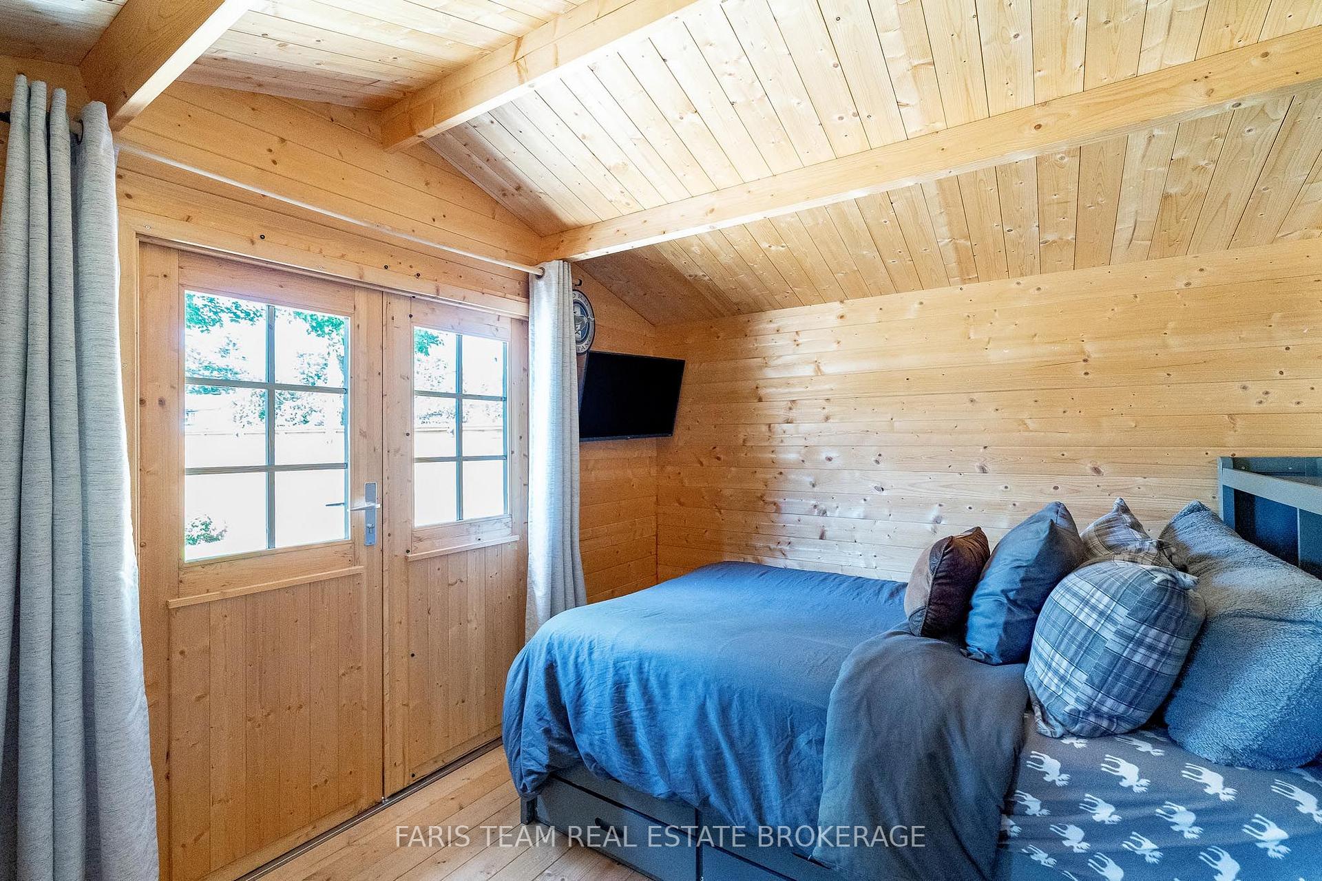 Photo 34 of 2 Agnes Street, Oro-Medonte, Moonstone — HOMEH