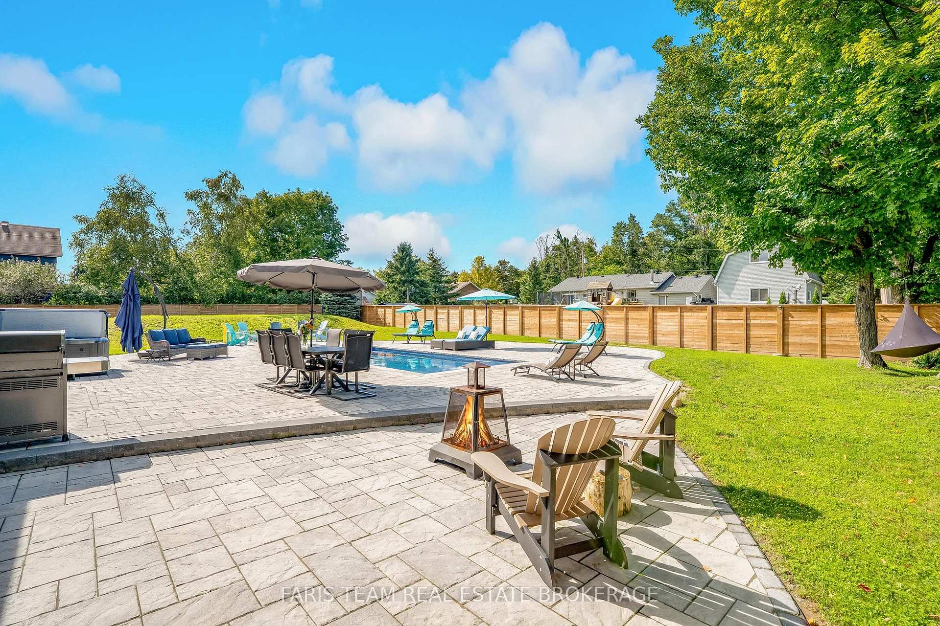 Photo 36 of 2 Agnes Street, Oro-Medonte, Moonstone — HOMEH