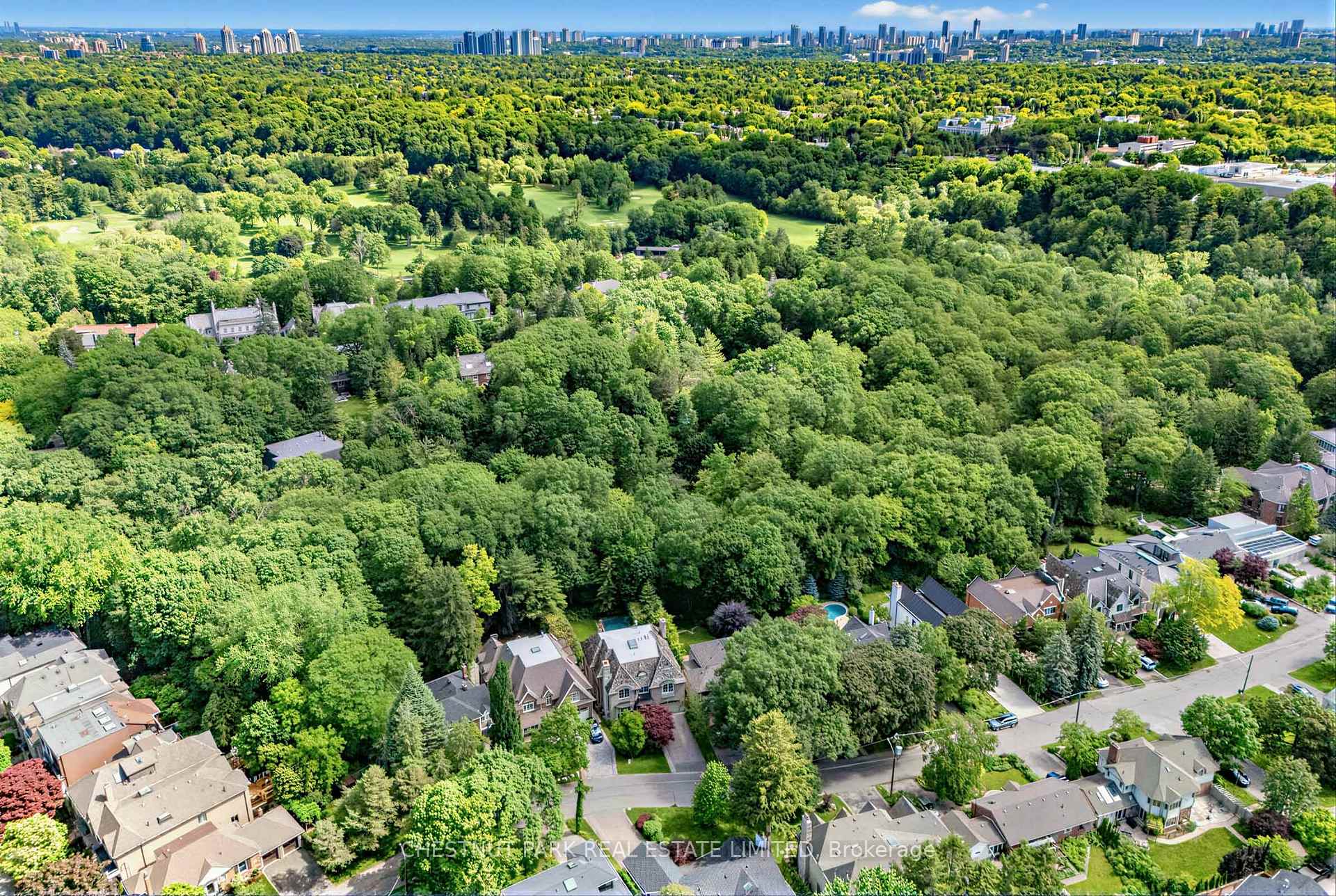 Photo 25 of 143 Mildenhall Road, North York, Bridle Path-Sunnybrook-York Mills — HOMEH