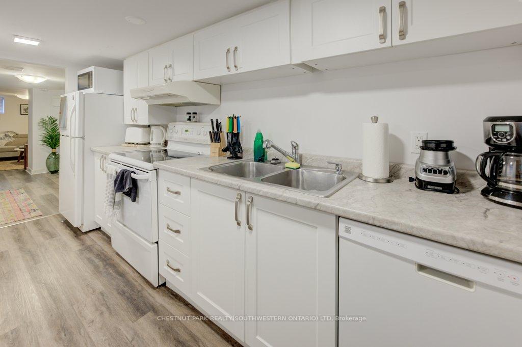 Photo 37 of 46 Cherry Street, Kitchener, Cherry Hill — HOMEH