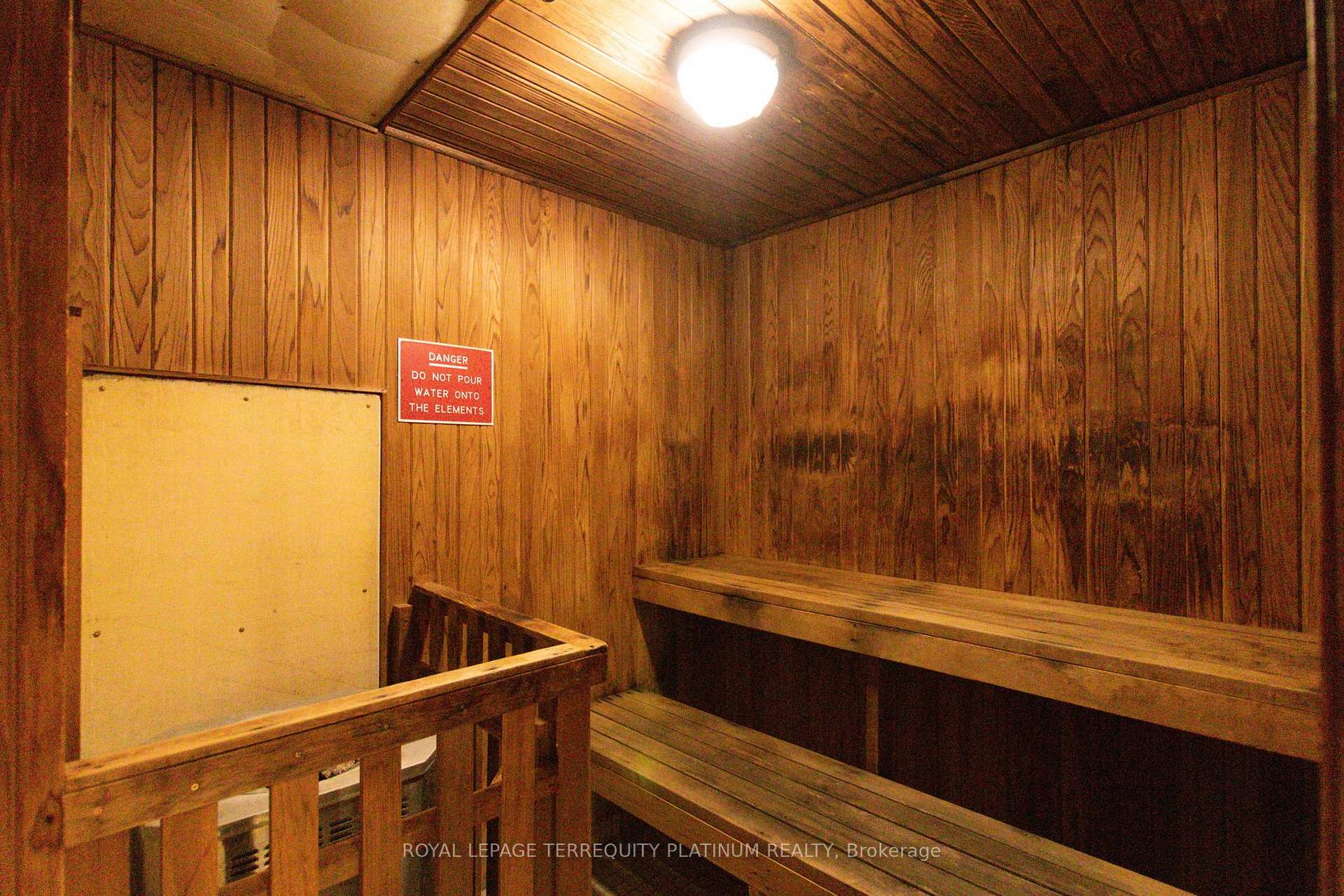 Photo 30 of Unit 802, 1 Concorde Place, North York, Banbury-Don Mills — HOMEH