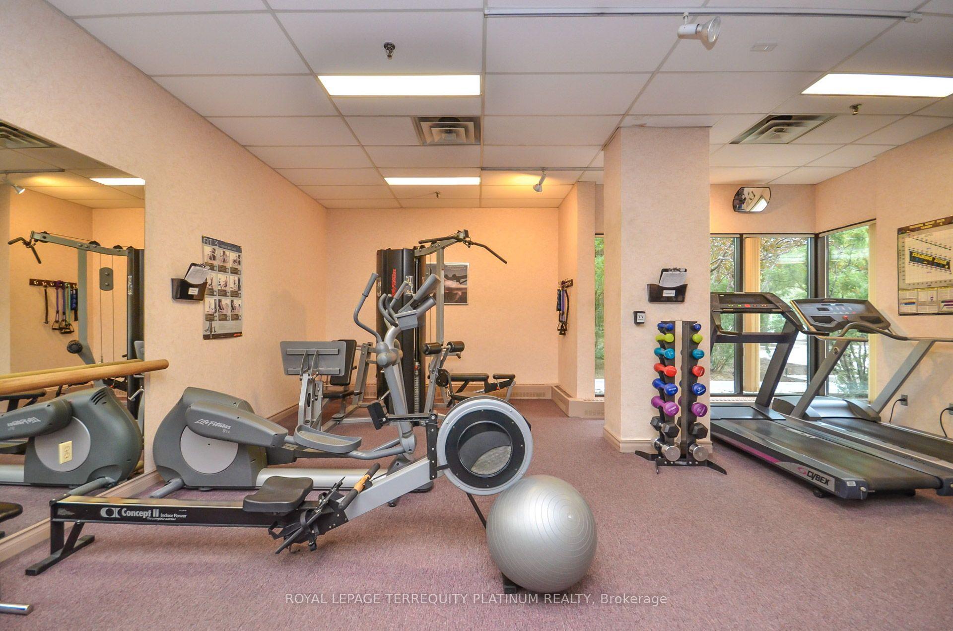 Photo 46 of Unit 802, 1 Concorde Place, North York, Banbury-Don Mills — HOMEH