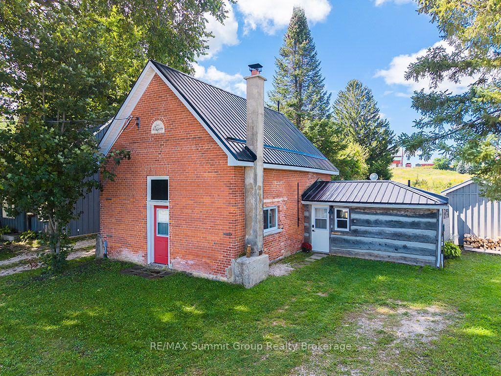 Photo of 154600 Grey Road 32