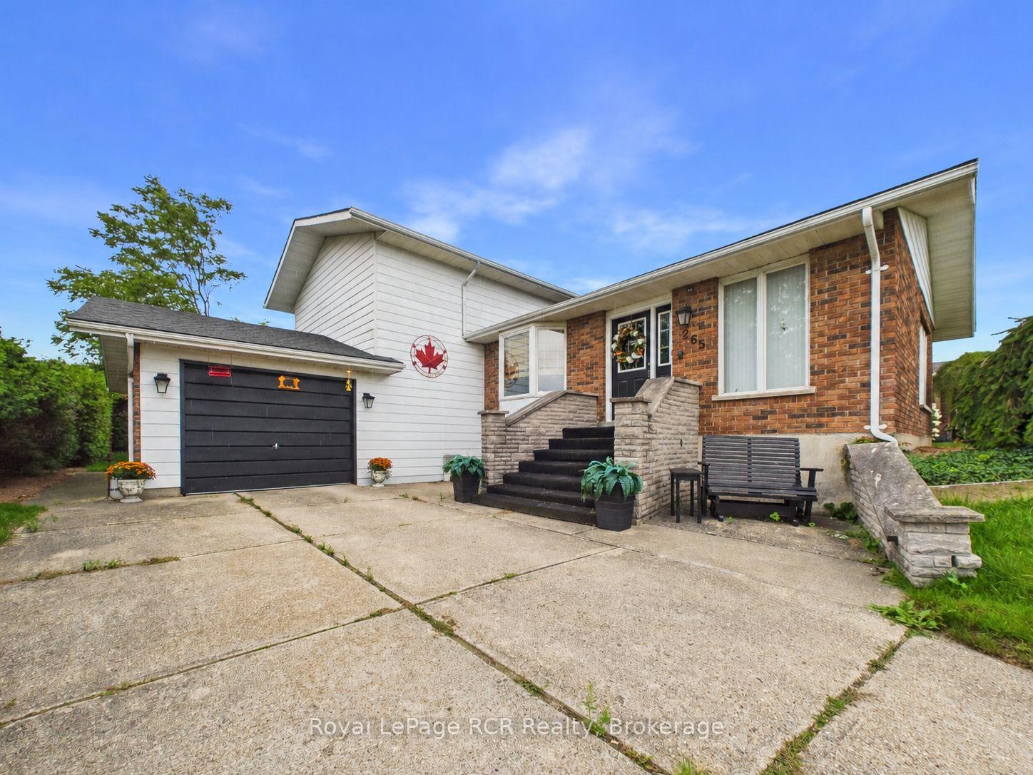 Photo 4 of 265 Diagonal Road, North Huron, Wingham — HOMEH