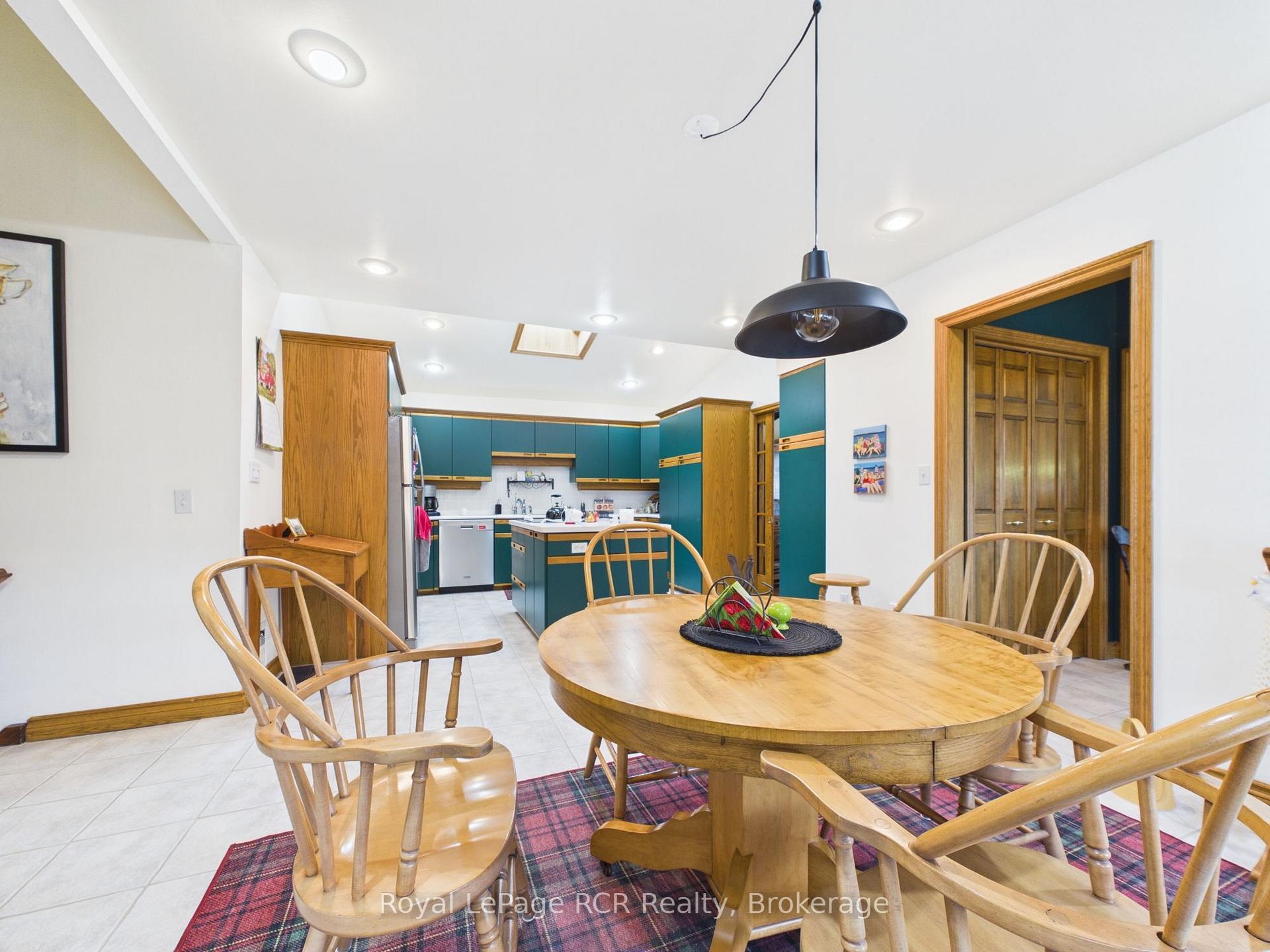 Photo 18 of 265 Diagonal Road, North Huron, Wingham — HOMEH