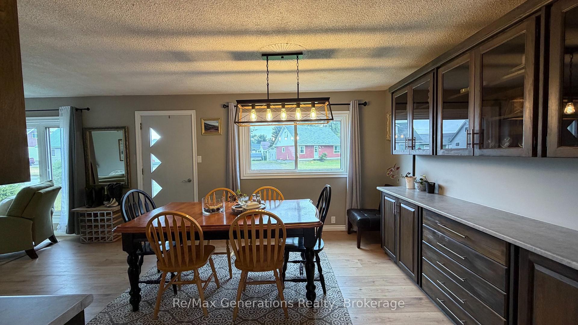Photo 6 of 72 Hudson Drive S, Terrace Bay, TB-92 — HOMEH