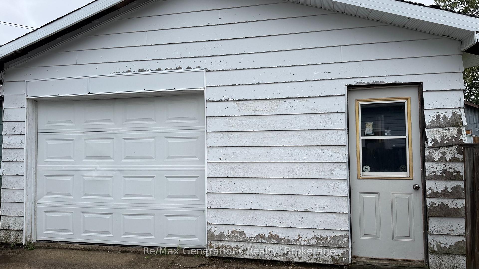 Photo 36 of 72 Hudson Drive S, Terrace Bay, TB-92 — HOMEH