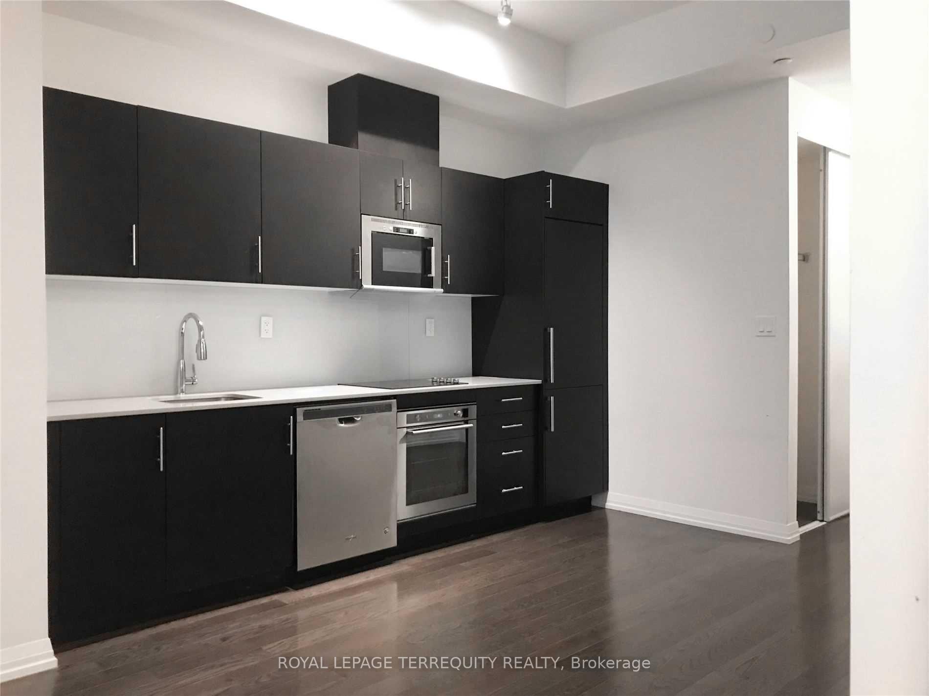 Photo 4 of Unit 801, 460 Adelaide Street E, Toronto, Moss Park — HOMEH