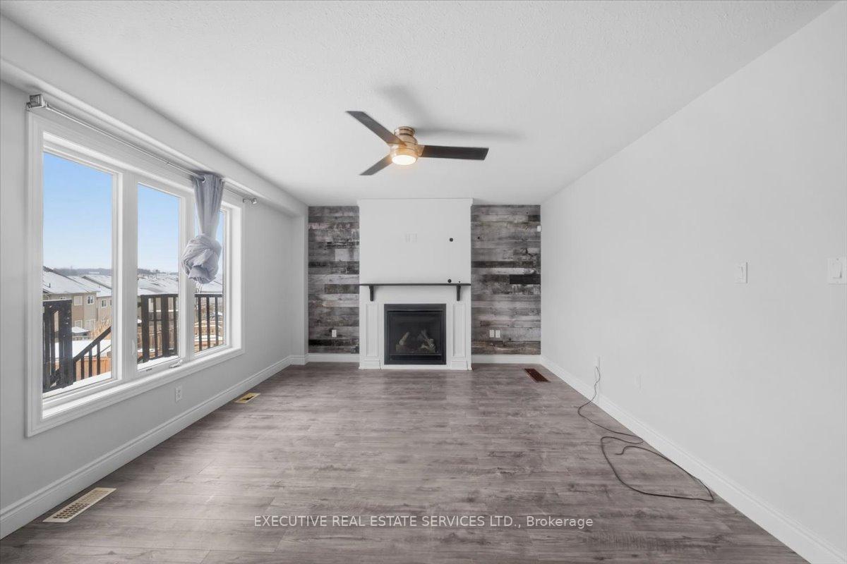 Photo 5 of 3063 Emperor Drive, Orillia — HOMEH