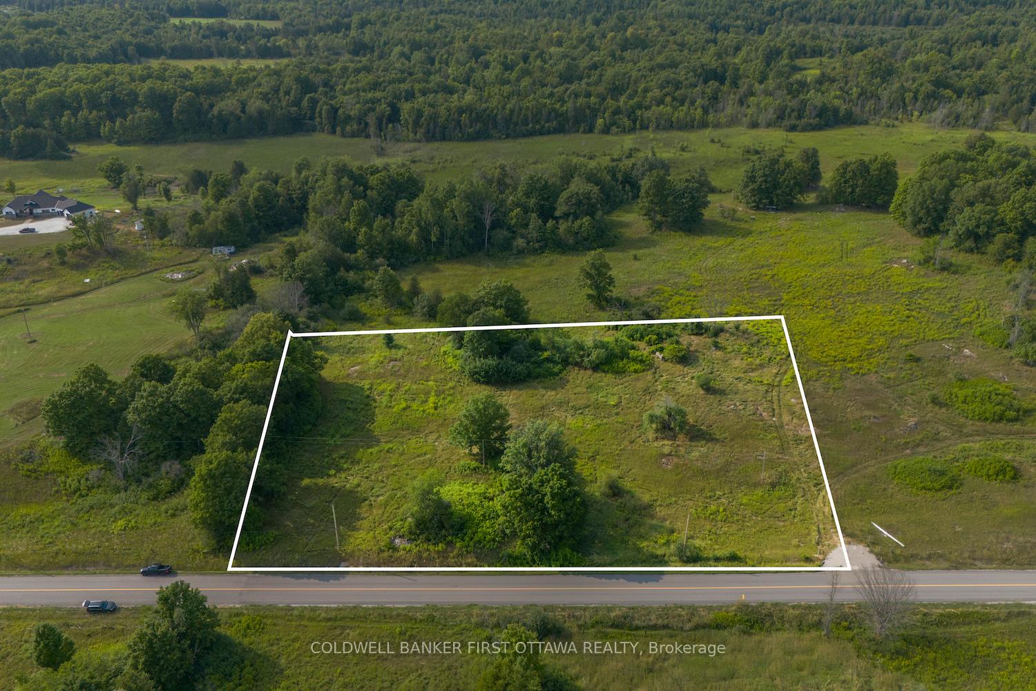 Photo 26 of 816 Bennett Lake Road, Tay Valley, Bathurst/Burgess & Sherbrooke (Bathurst) Twp — HOMEH