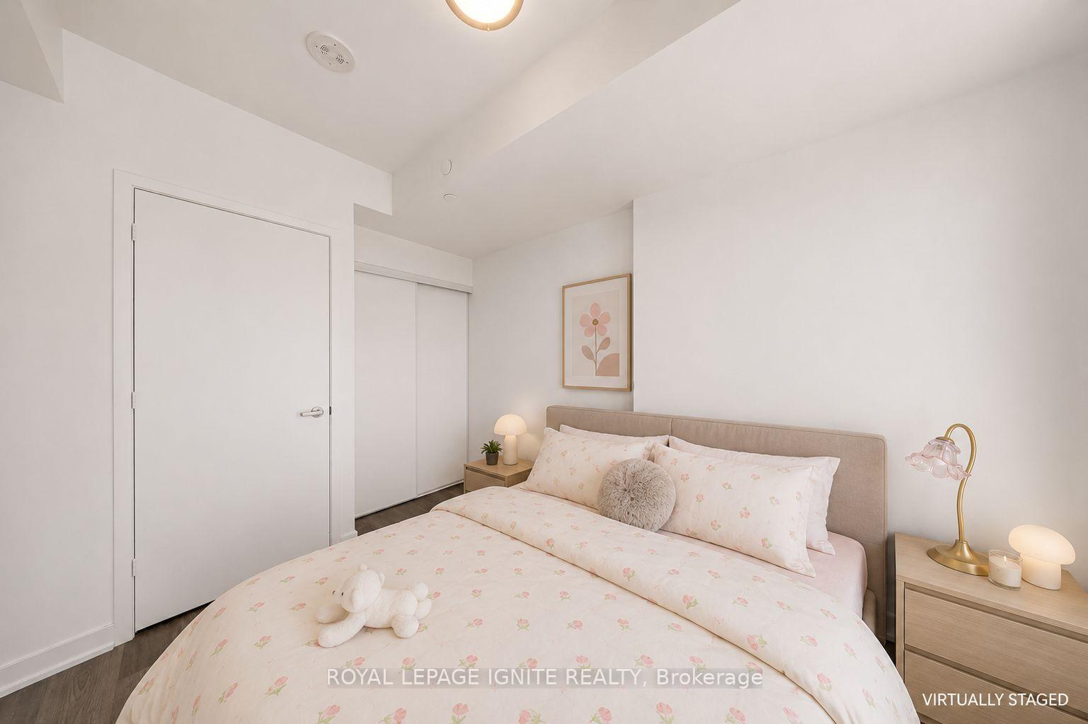 Photo 16 of Unit 3301, 3900 Confederation Parkway, Mississauga, City Centre — HOMEH