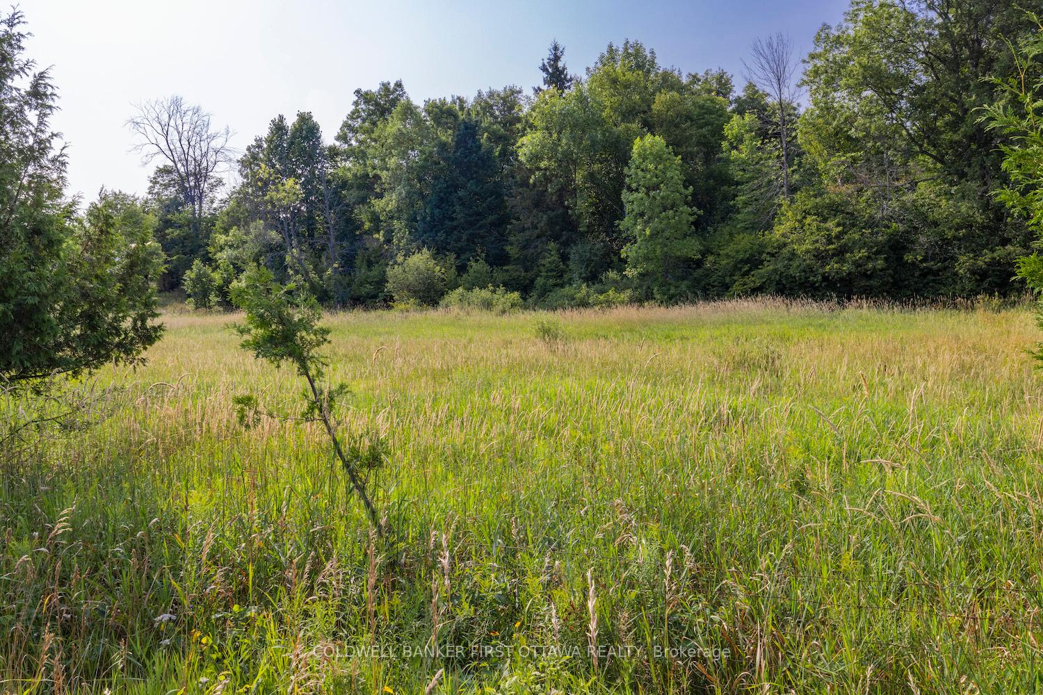 Photo 6 of 752 Bennett Lake Road, Tay Valley, Bathurst/Burgess & Sherbrooke (Bathurst) Twp — HOMEH