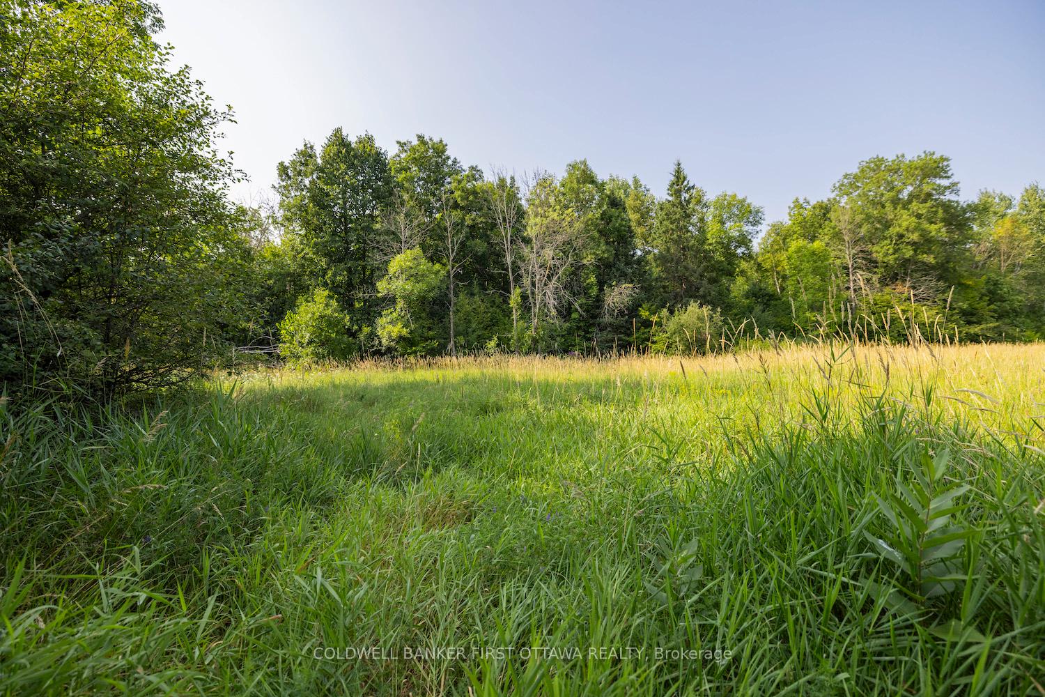 Photo 13 of 752 Bennett Lake Road, Tay Valley, Bathurst/Burgess & Sherbrooke (Bathurst) Twp — HOMEH