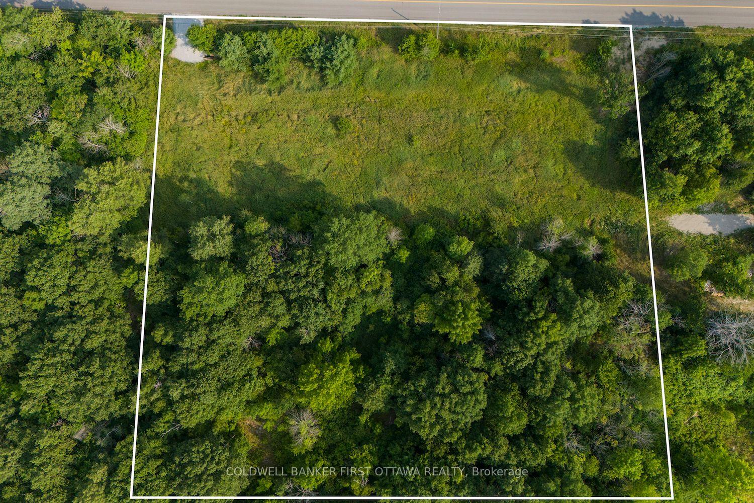 Photo 22 of 752 Bennett Lake Road, Tay Valley, Bathurst/Burgess & Sherbrooke (Bathurst) Twp — HOMEH