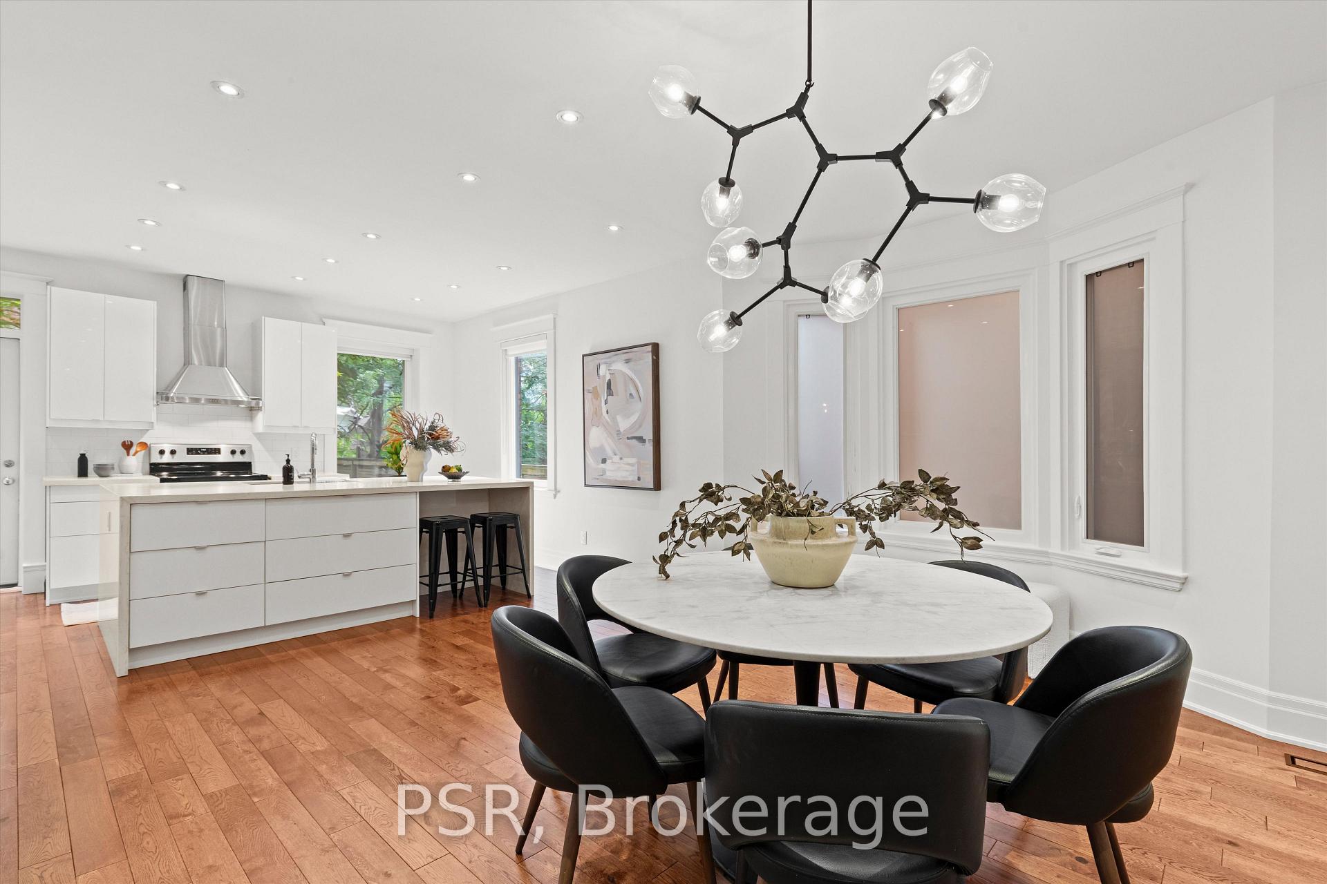 Photo 12 of 16 Mackenzie Crescent, Toronto, Little Portugal — HOMEH