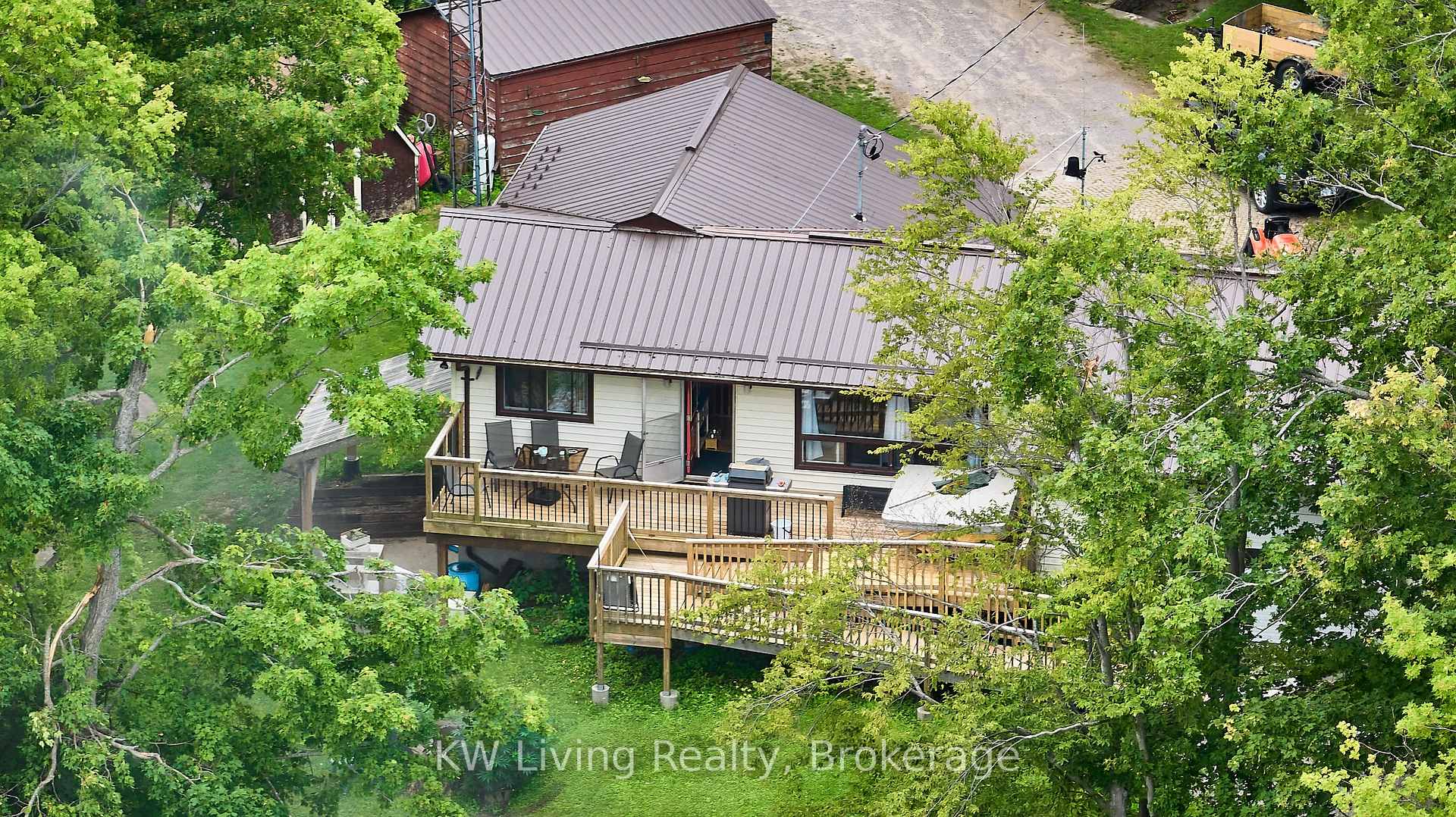 Photo 2 of 40 Butternut Drive, Kawartha Lakes, Fenelon — HOMEH