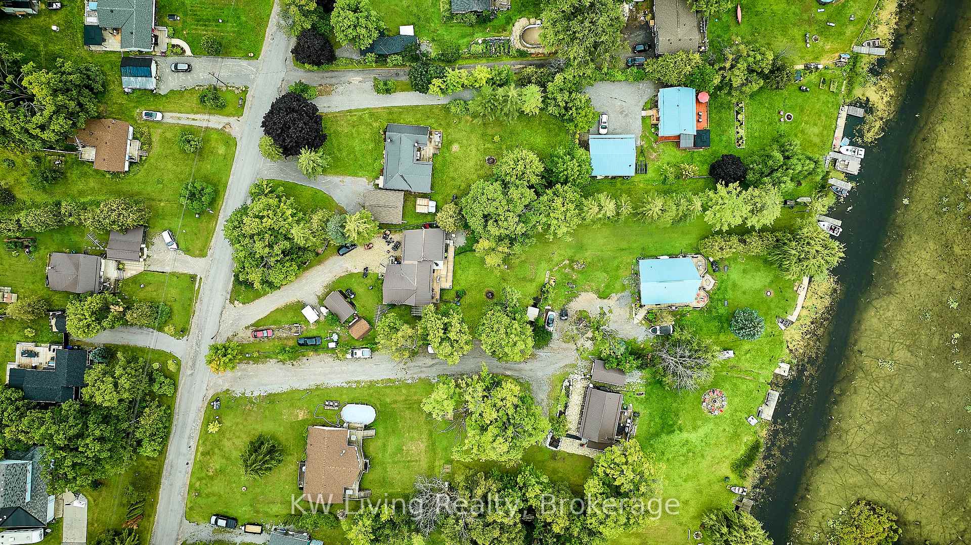 Photo 8 of 40 Butternut Drive, Kawartha Lakes, Fenelon — HOMEH