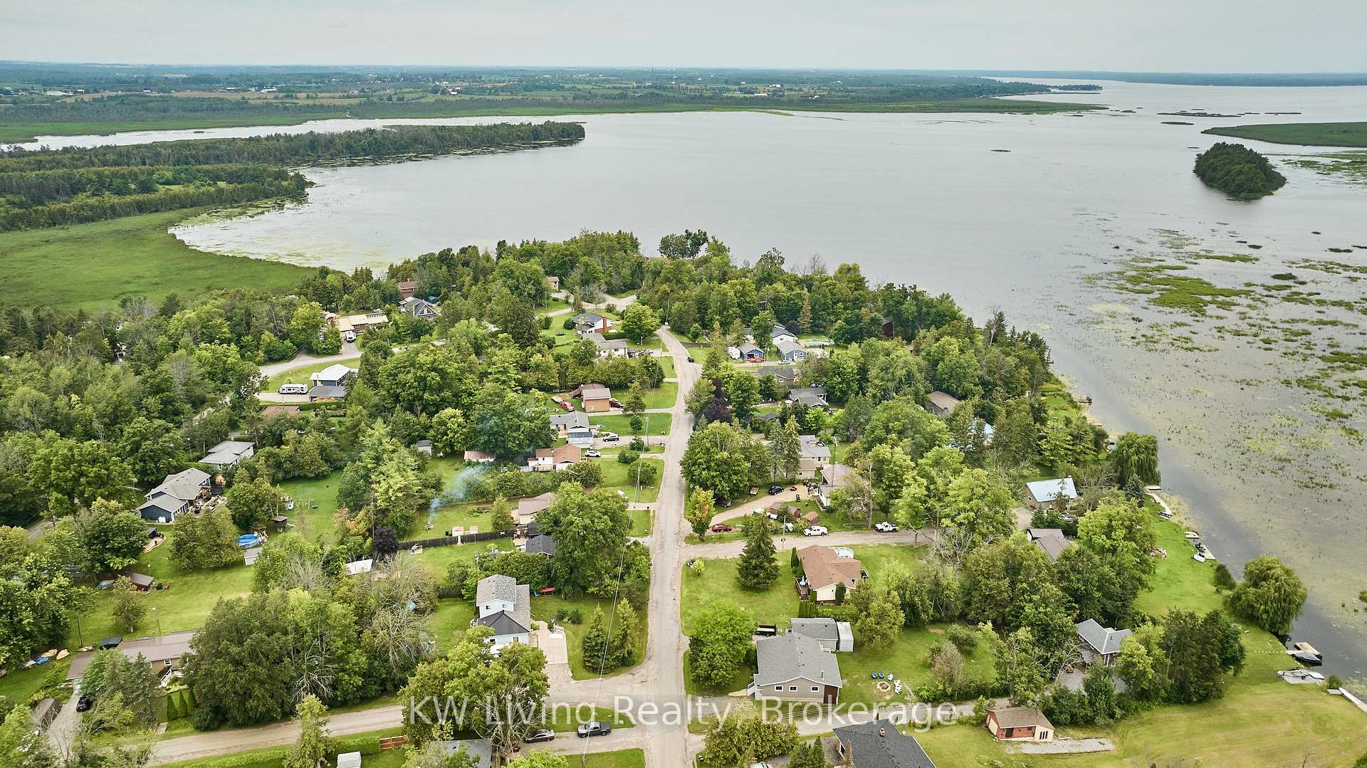 Photo 11 of 40 Butternut Drive, Kawartha Lakes, Fenelon — HOMEH