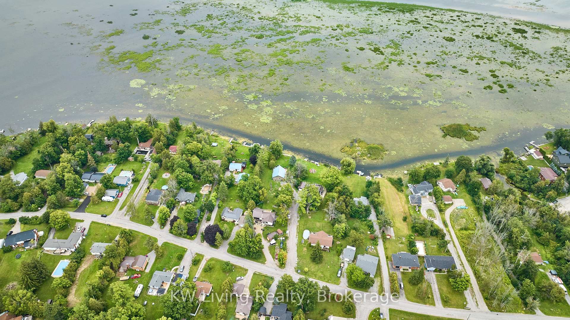 Photo 16 of 40 Butternut Drive, Kawartha Lakes, Fenelon — HOMEH