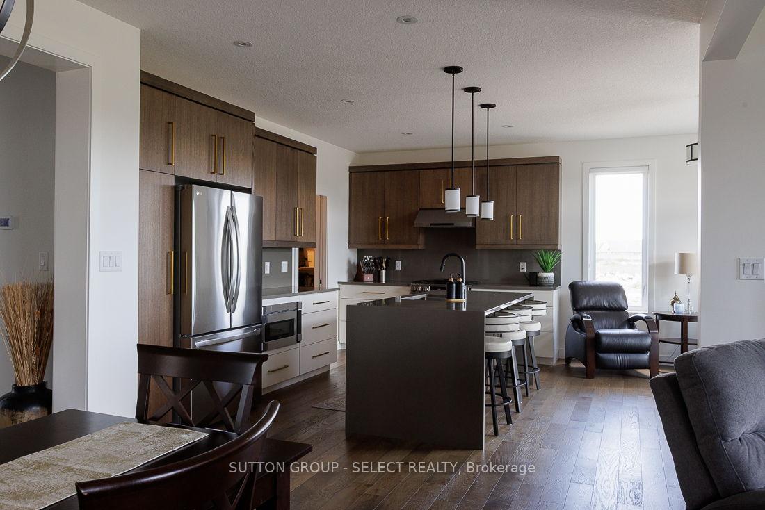 Photo 7 of 2538 Buroak Drive, London, North S — HOMEH