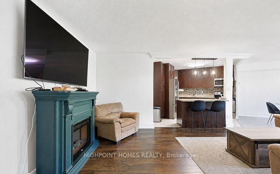 Photo 7 of Unit 301, 60 Pavane Linkway Way, Toronto, Flemingdon Park — HOMEH
