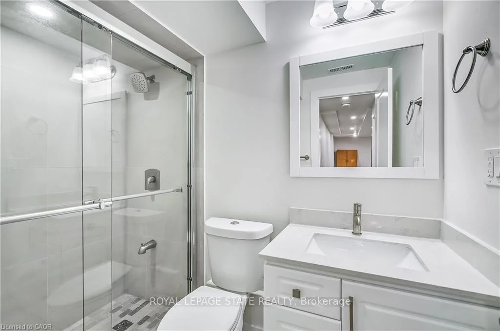 Photo 18 of Unit B2, 216 Ravenbury Drive, Hamilton, Randall — HOMEH