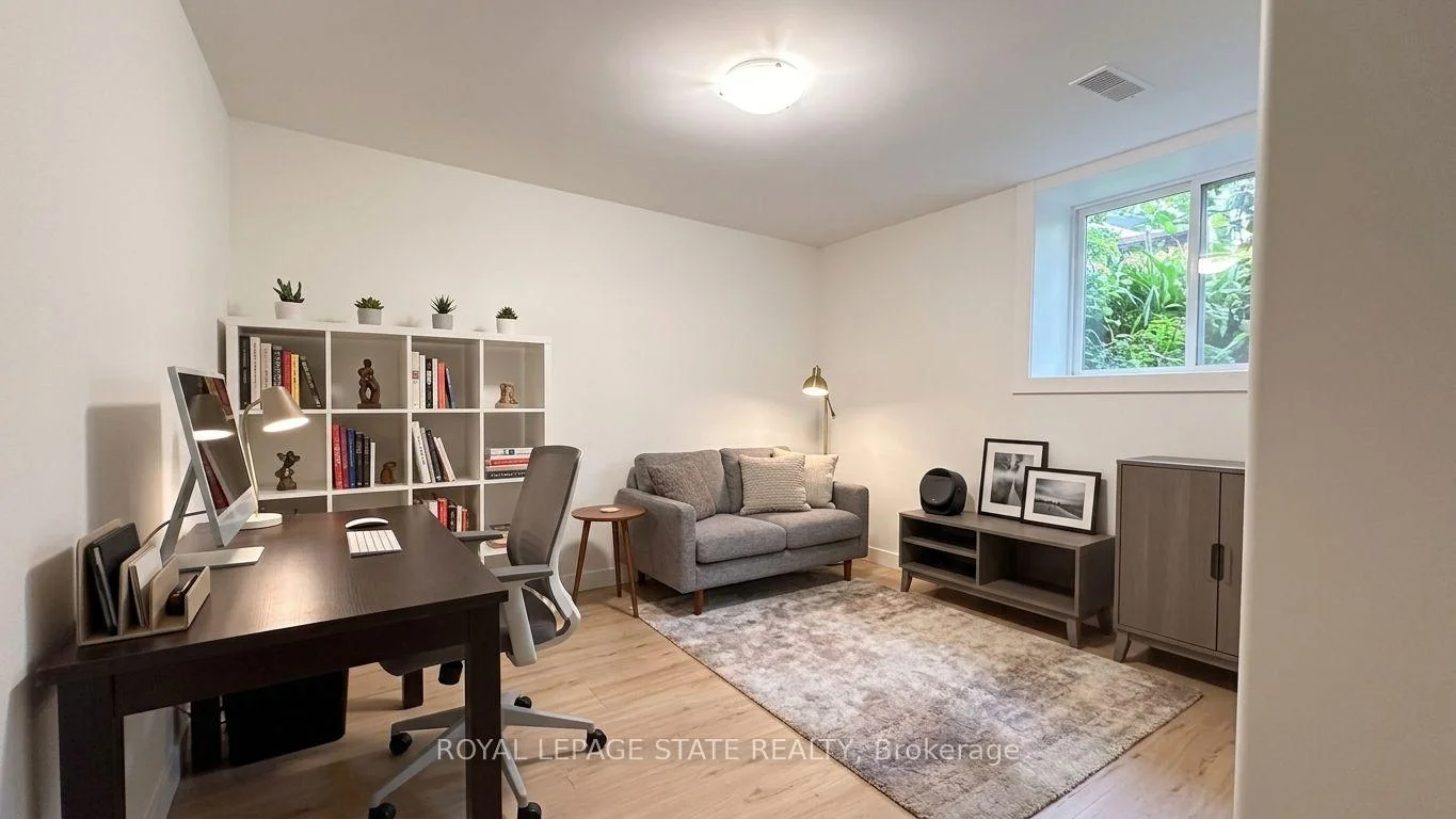 Photo 19 of Unit B2, 216 Ravenbury Drive, Hamilton, Randall — HOMEH