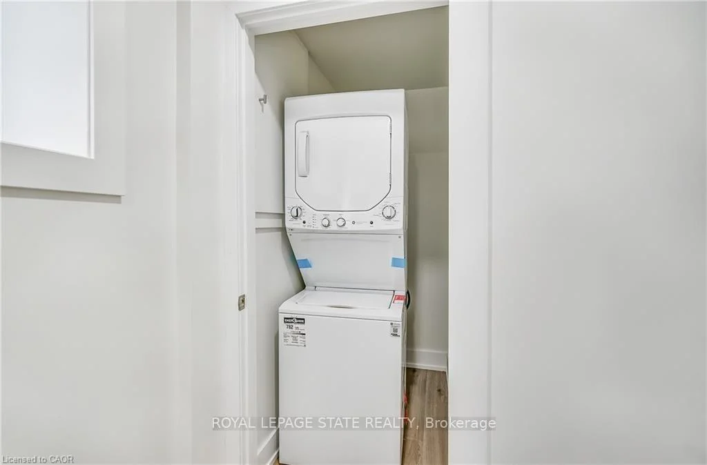 Photo 20 of Unit B2, 216 Ravenbury Drive, Hamilton, Randall — HOMEH
