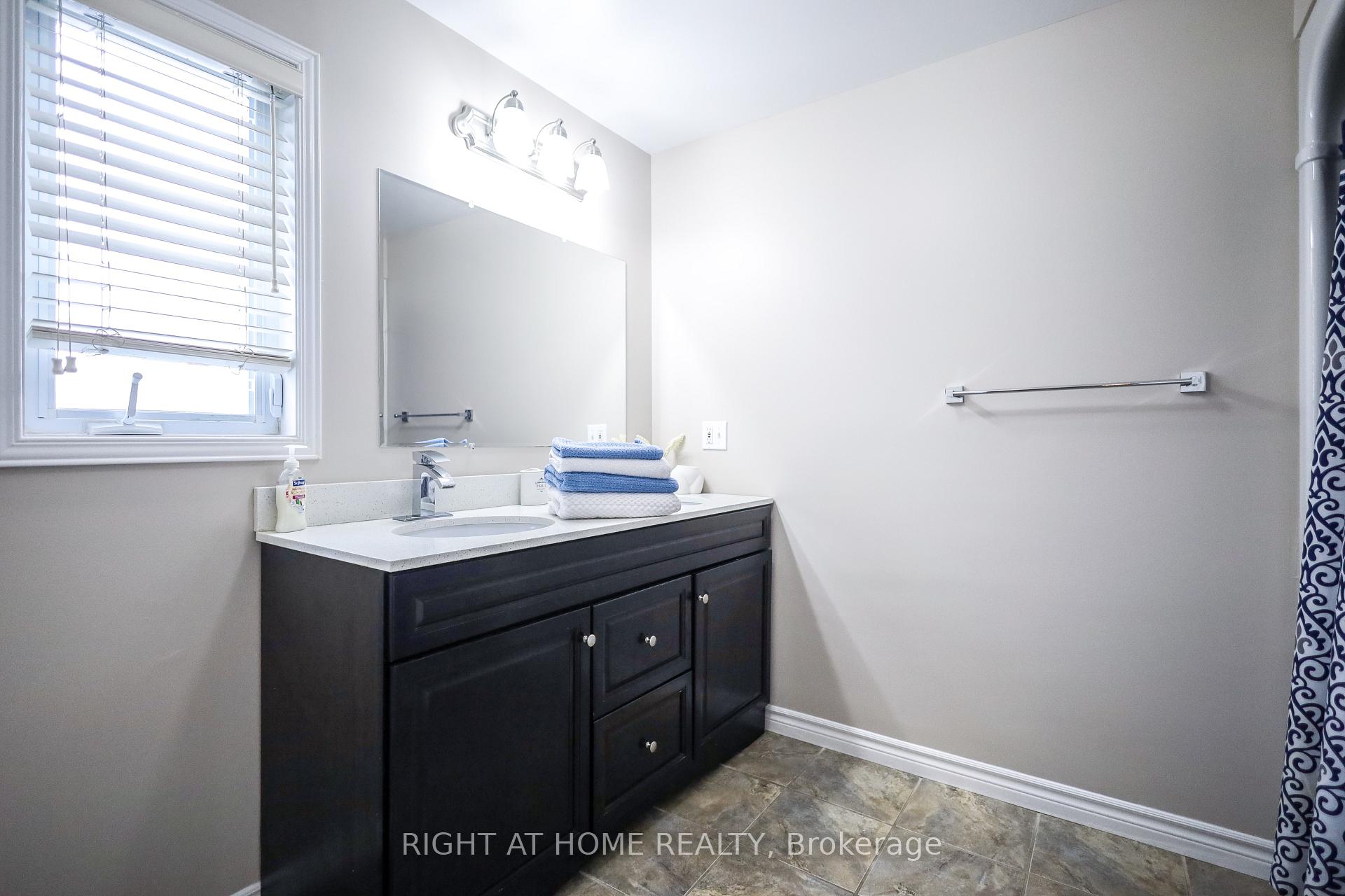 Photo 31 of Unit Main, 885 Adams Road, Innisfil, Alcona — HOMEH