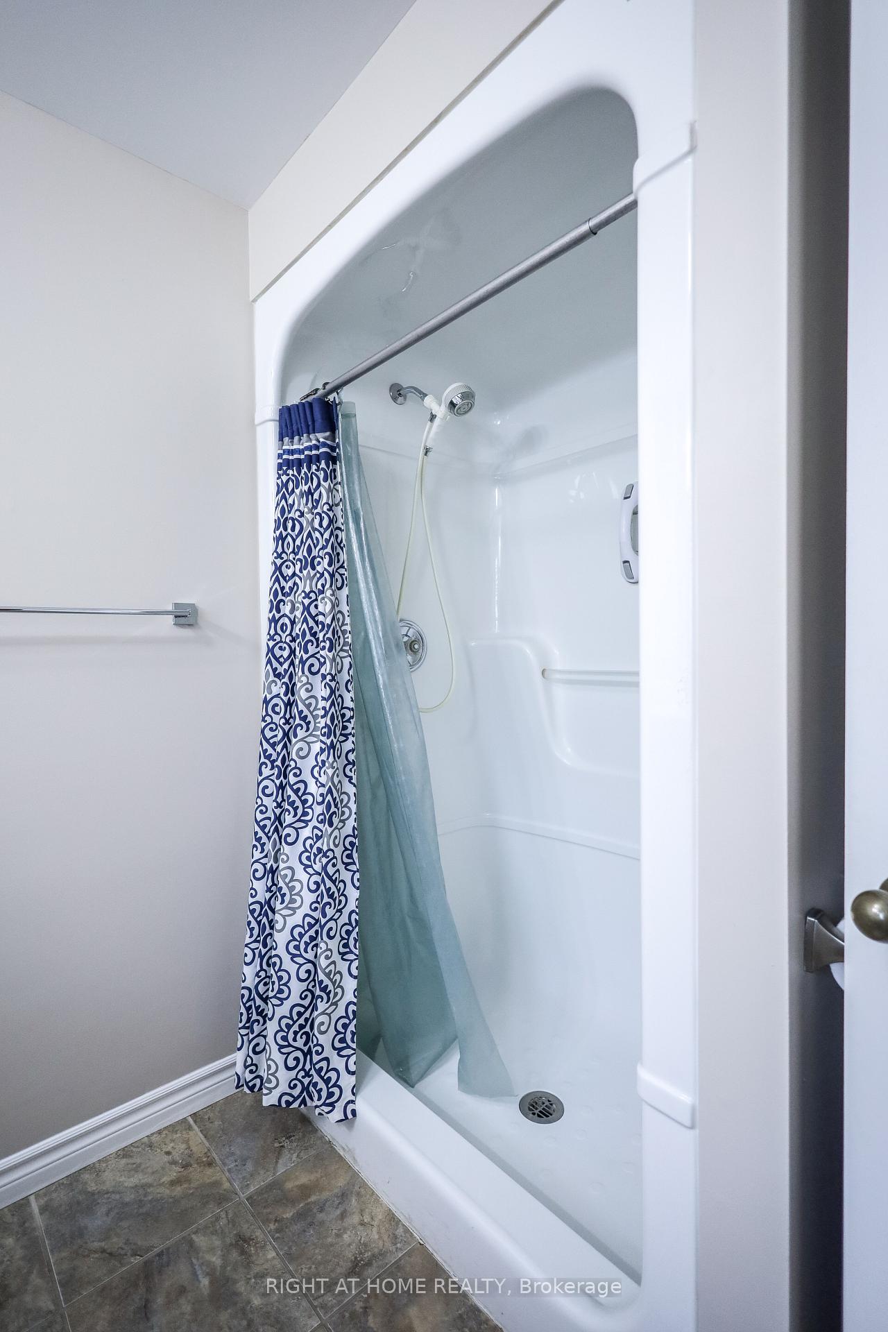 Photo 32 of Unit Main, 885 Adams Road, Innisfil, Alcona — HOMEH