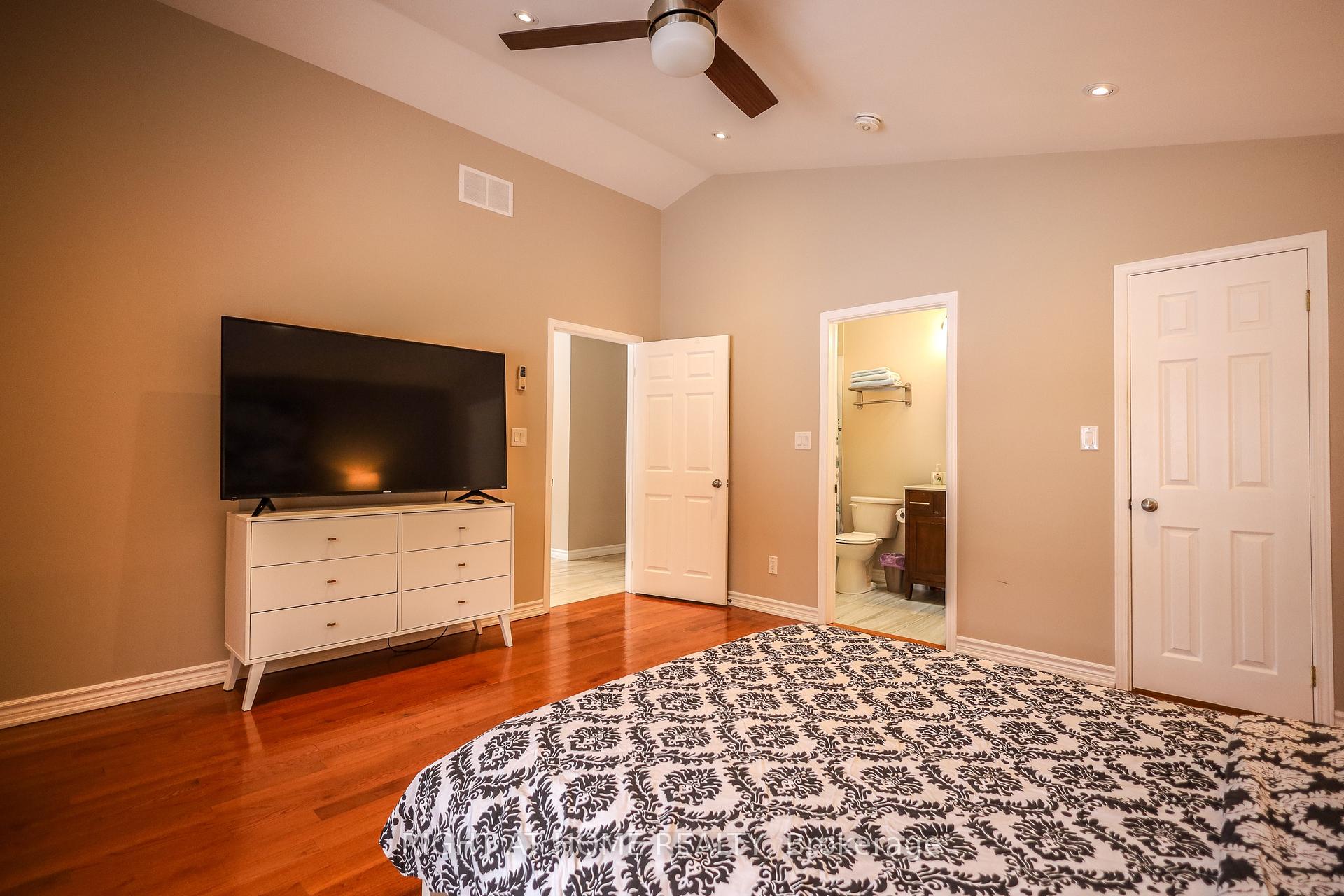 Photo 36 of Unit Main, 885 Adams Road, Innisfil, Alcona — HOMEH