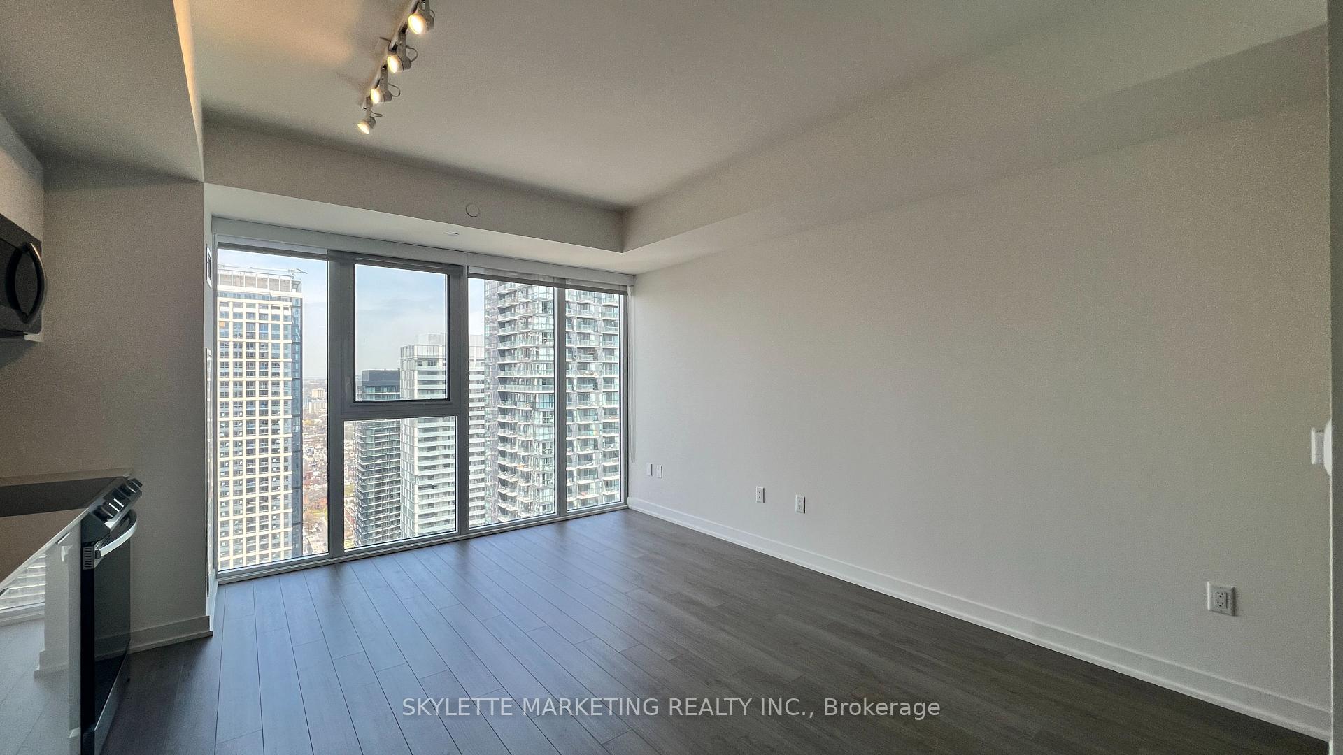 Photo 4 of Unit 3801, 357 King Street W, Toronto, Waterfront Communities — HOMEH
