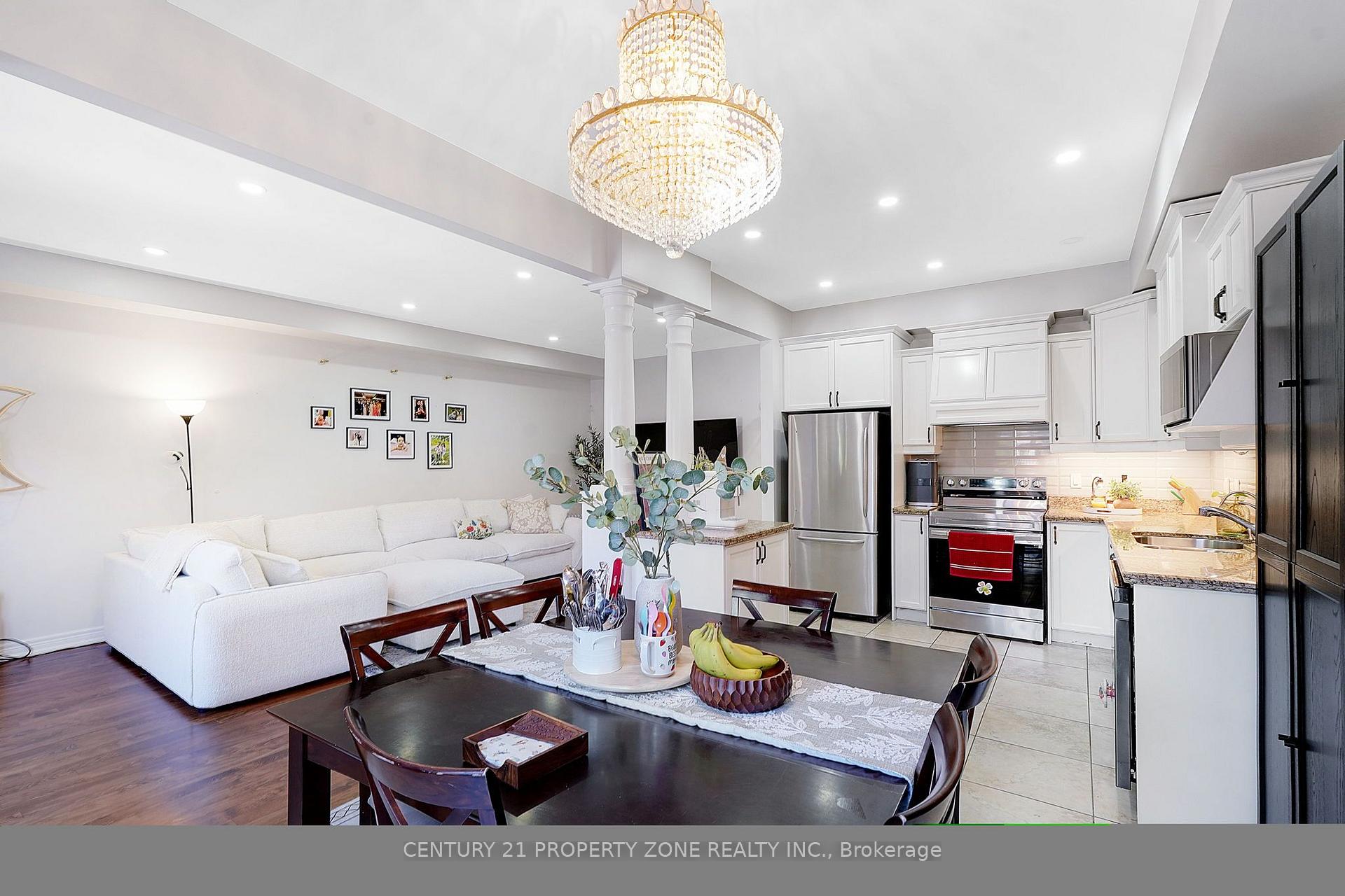 Photo 15 of 550 Stonehenge Drive, Hamilton, Meadowlands — HOMEH