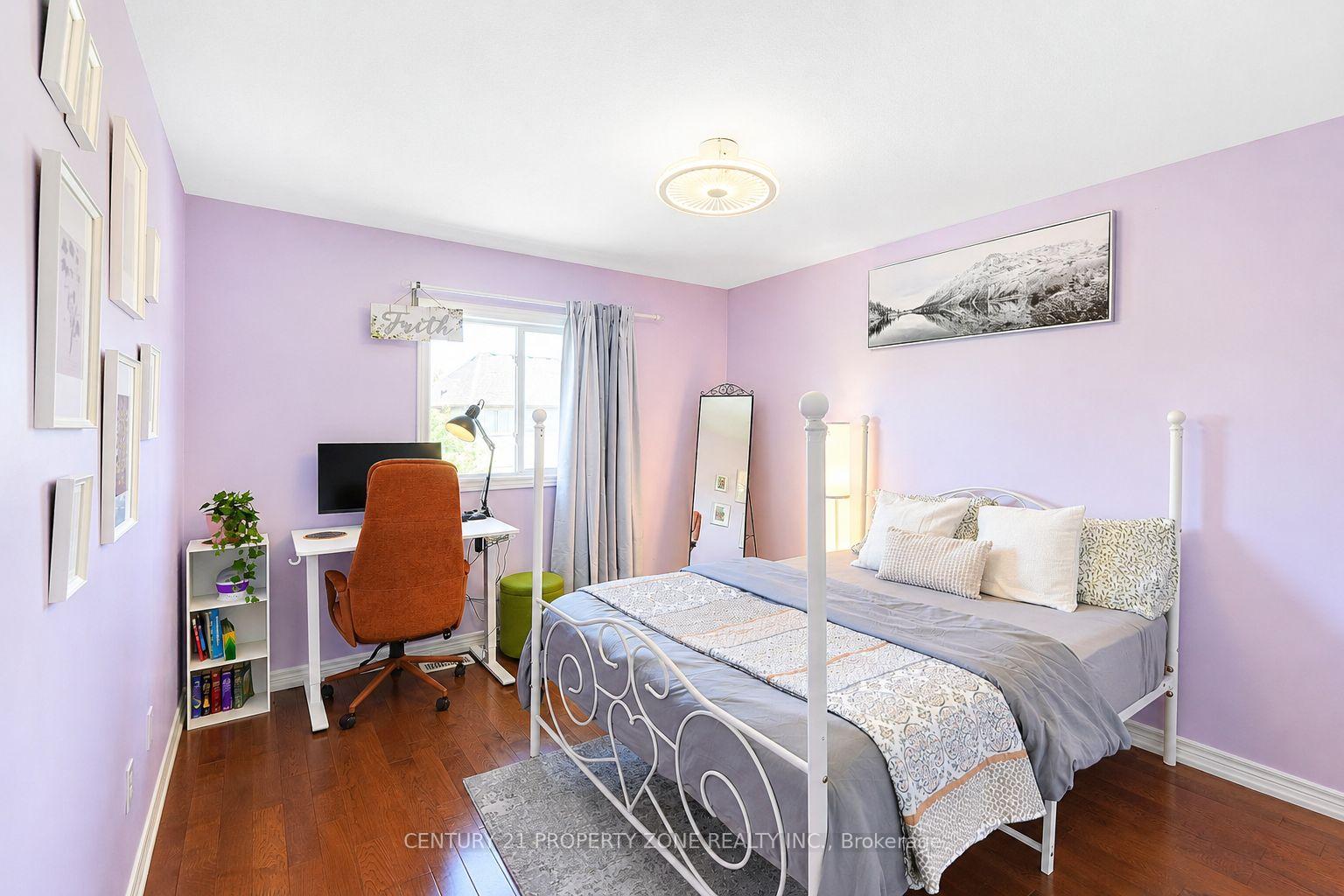 Photo 25 of 550 Stonehenge Drive, Hamilton, Meadowlands — HOMEH