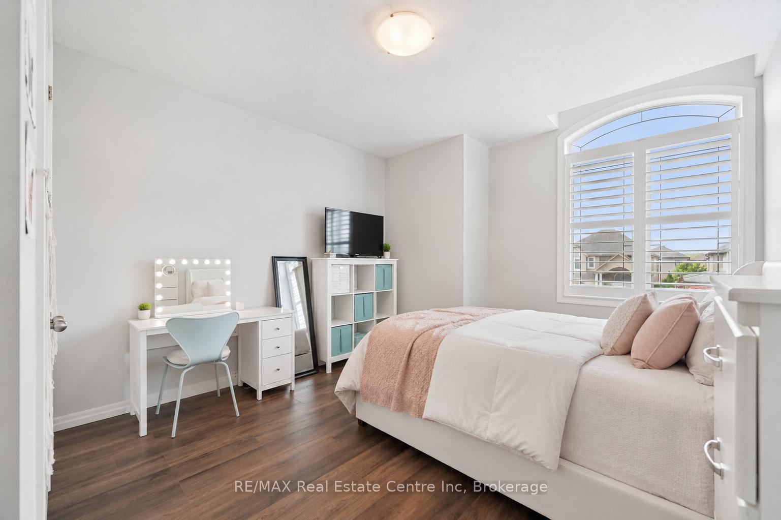 Photo 16 of 196 Maple Bush Drive, Cambridge, Little's Corners — HOMEH