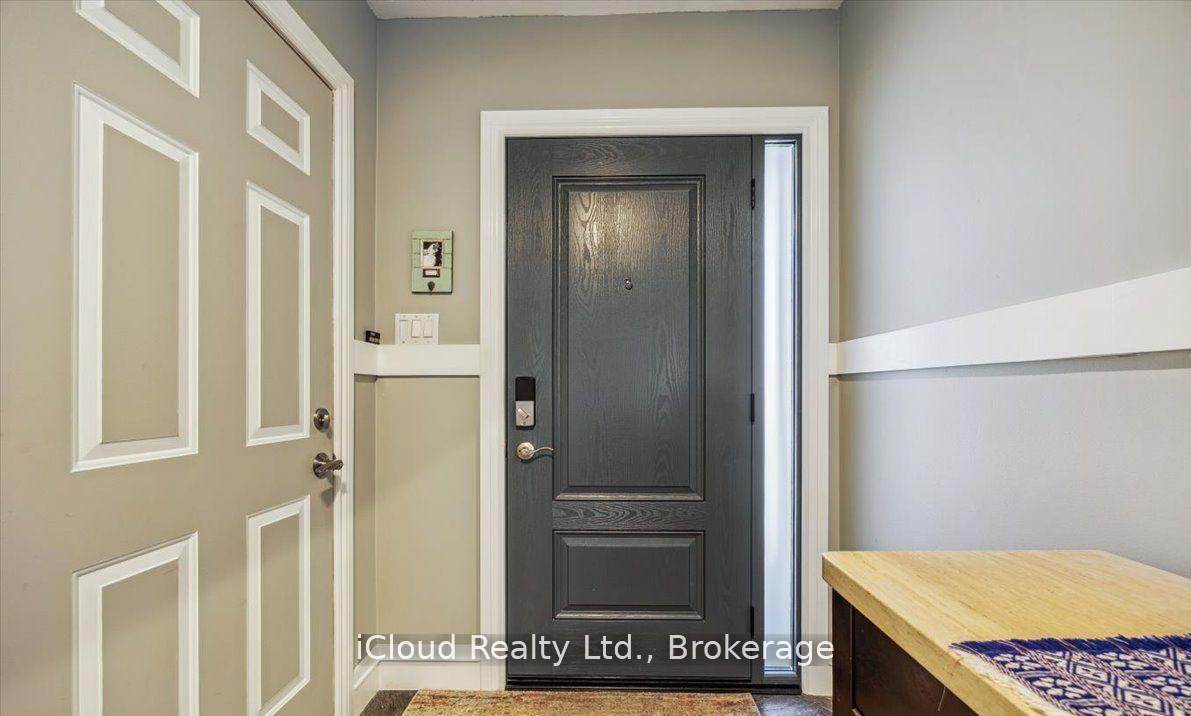 Photo 4 of 36 Pacific Wind Crescent, Brampton, Sandringham-Wellington — HOMEH
