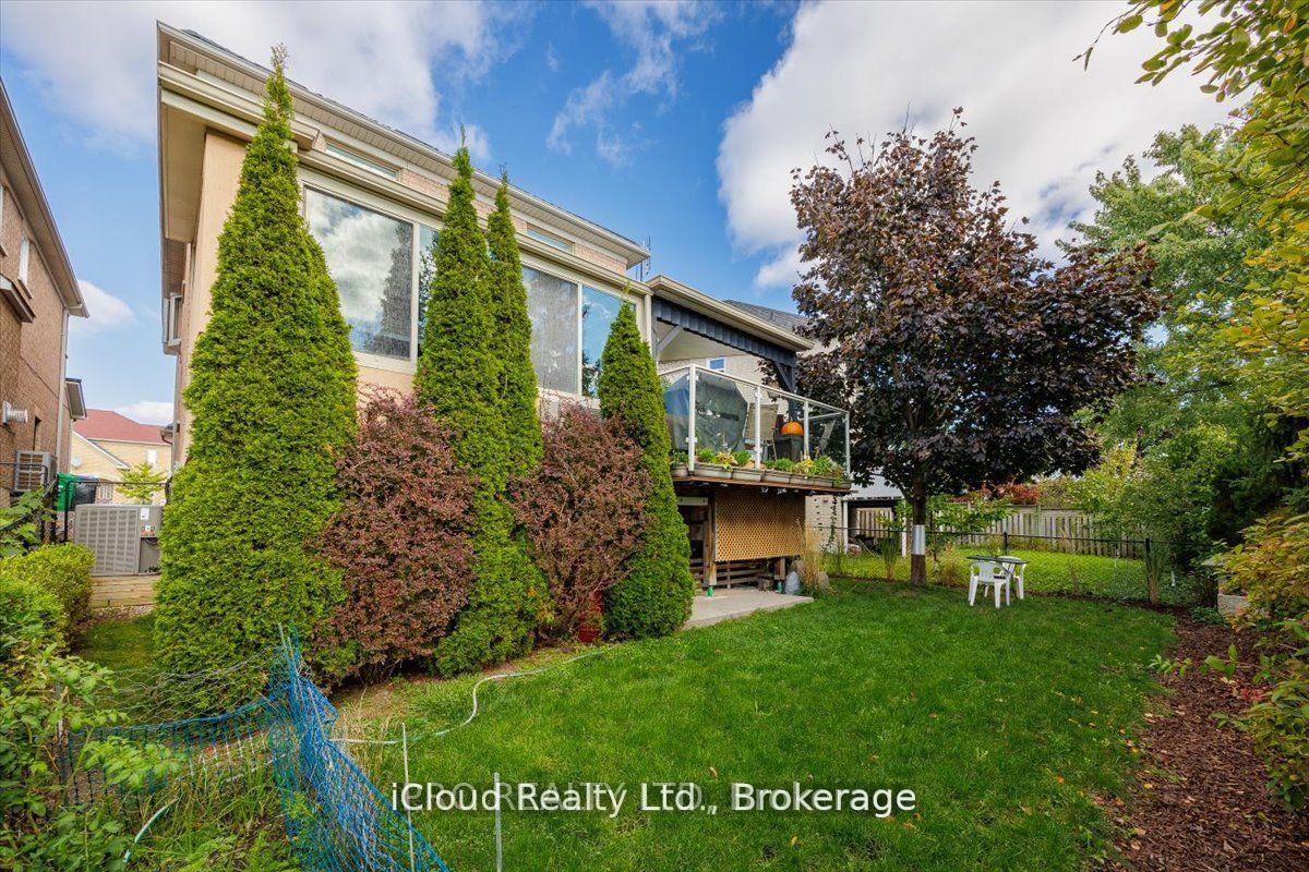 Photo 38 of 36 Pacific Wind Crescent, Brampton, Sandringham-Wellington — HOMEH