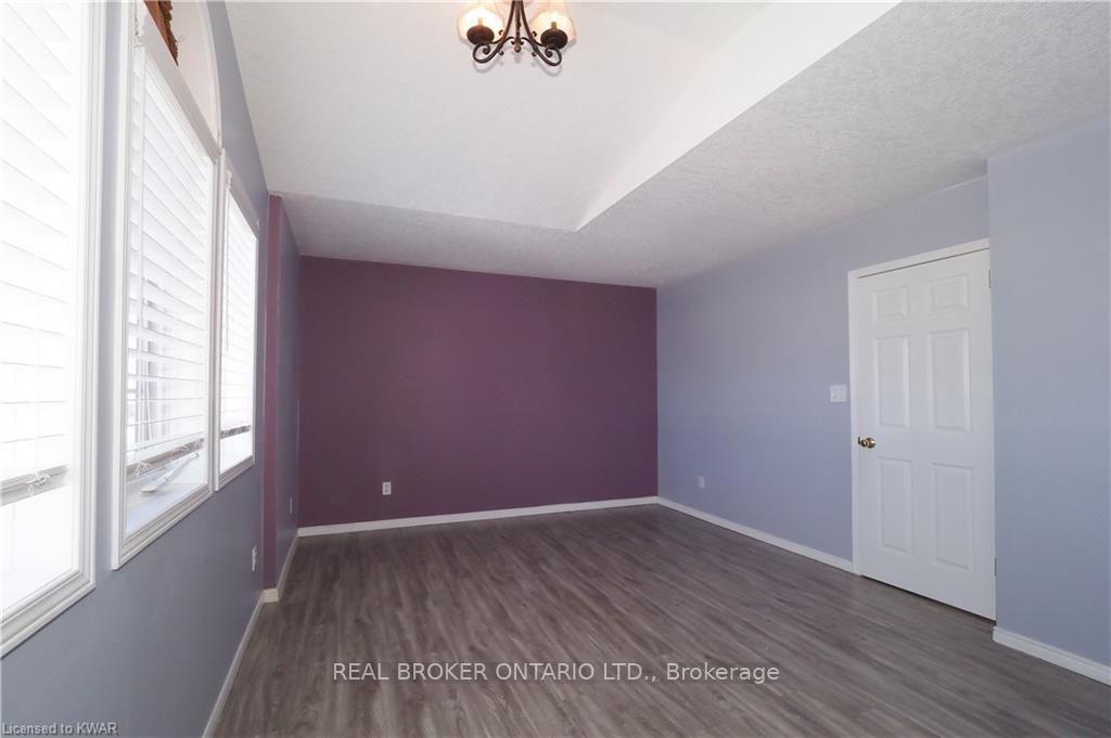 Photo 19 of Unit Unit A, 258 Inverhuron Crescent, Waterloo, Conservation Meadows — HOMEH