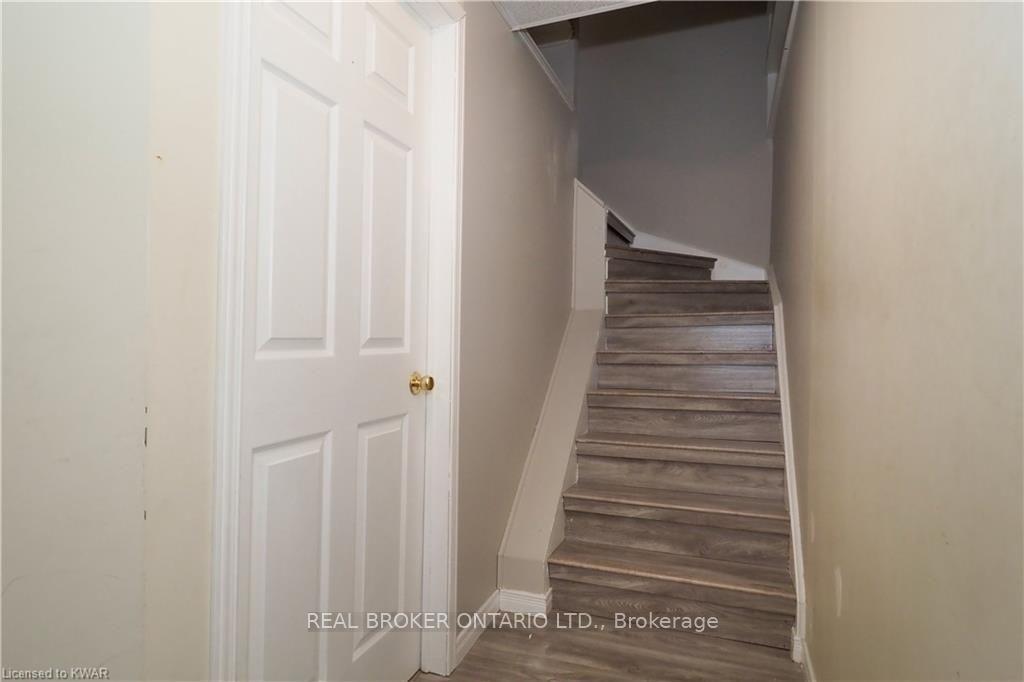 Photo 27 of Unit Unit A, 258 Inverhuron Crescent, Waterloo, Conservation Meadows — HOMEH
