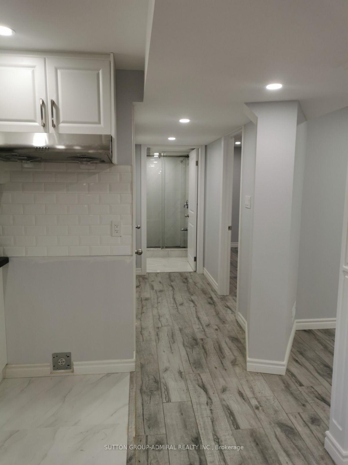 Photo 3 of 339 Brownridge Drive, Vaughan, Brownridge — HOMEH