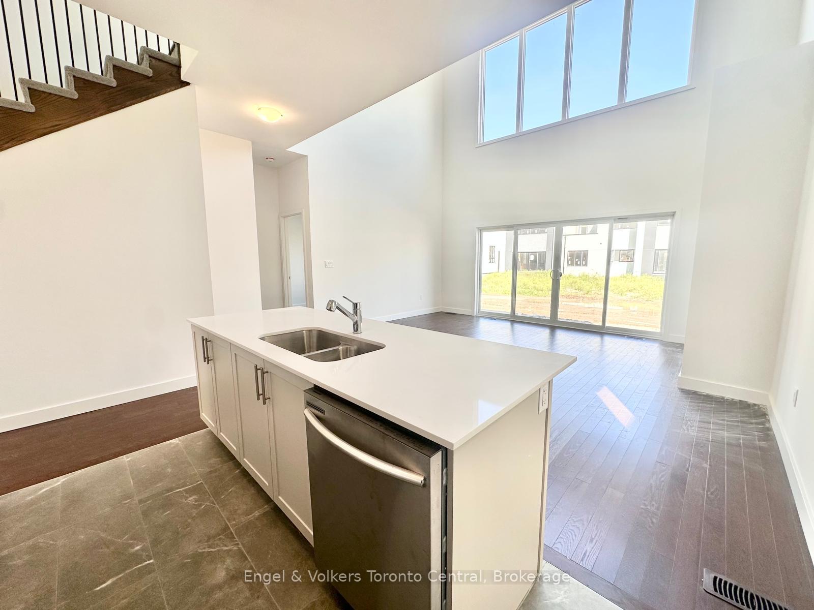 Photo 7 of 184 Stoneleigh Drive, Blue Mountains — HOMEH