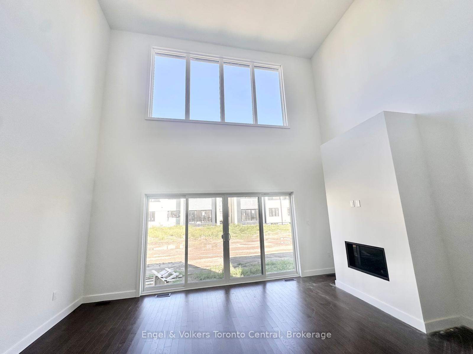 Photo 9 of 184 Stoneleigh Drive, Blue Mountains — HOMEH